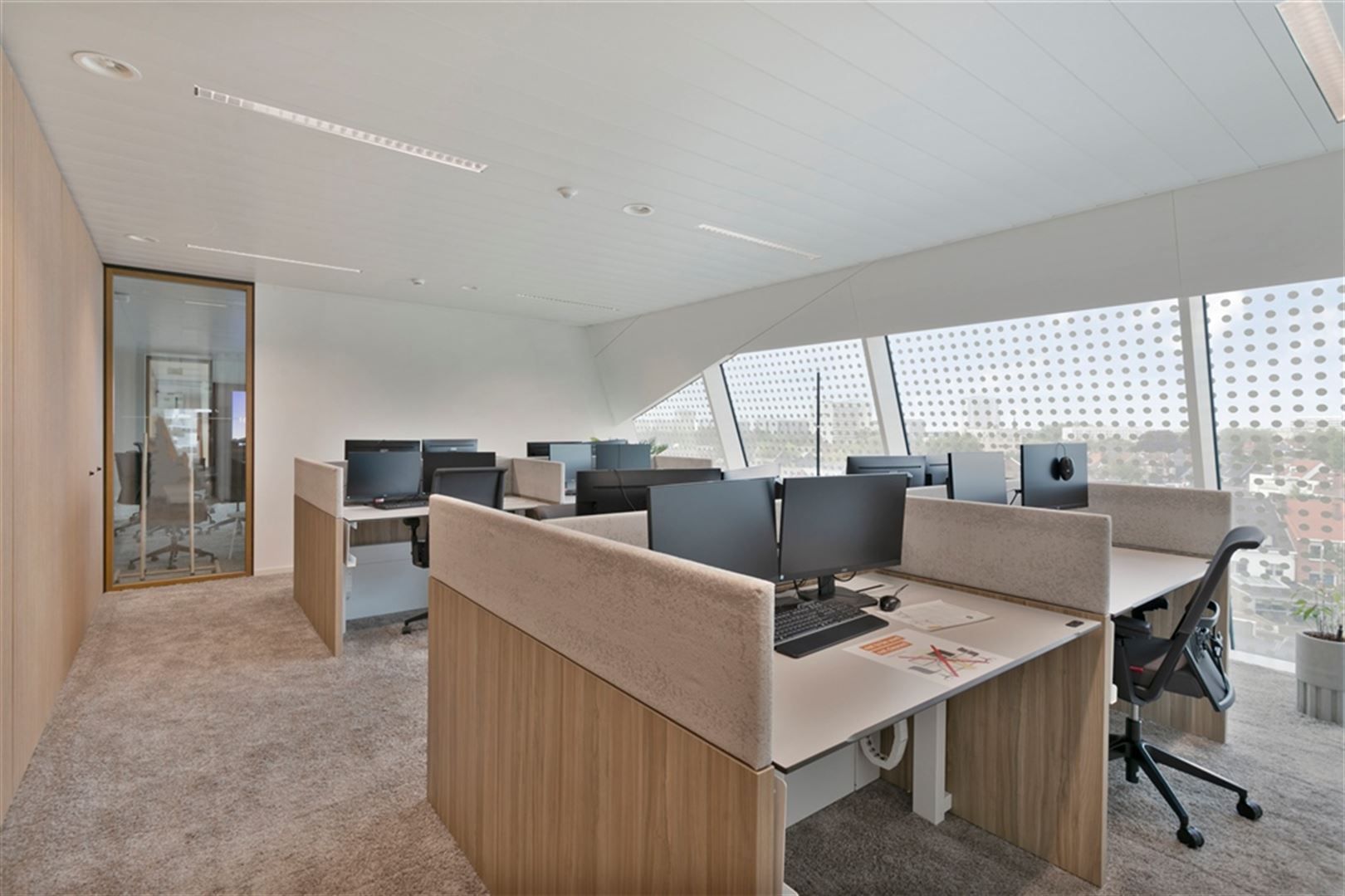 Diamond Building - Ingericht kantoor 2.714m² foto 13