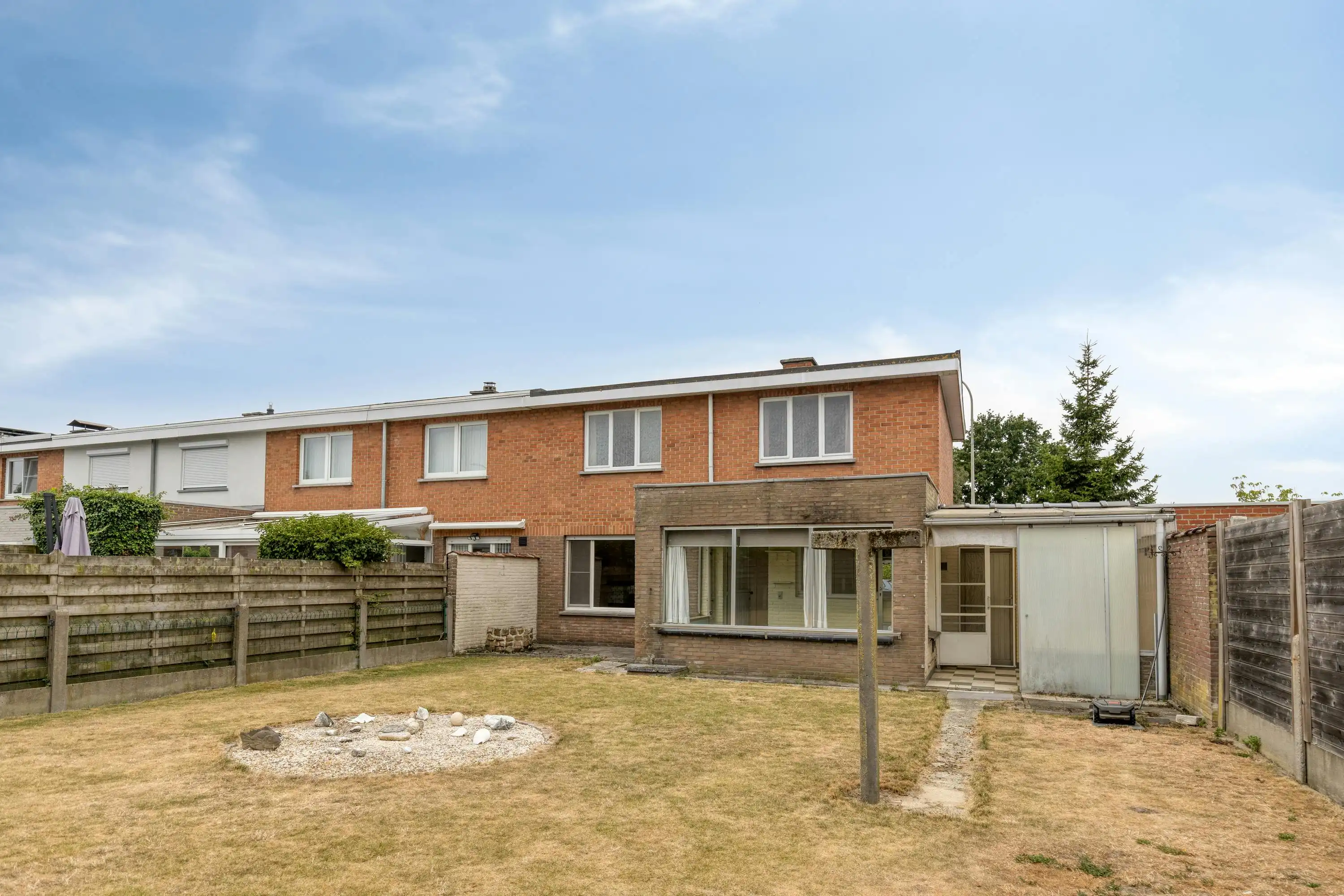 Ruime gezinswoning met zonnige tuin te koop in Roeselare foto 20