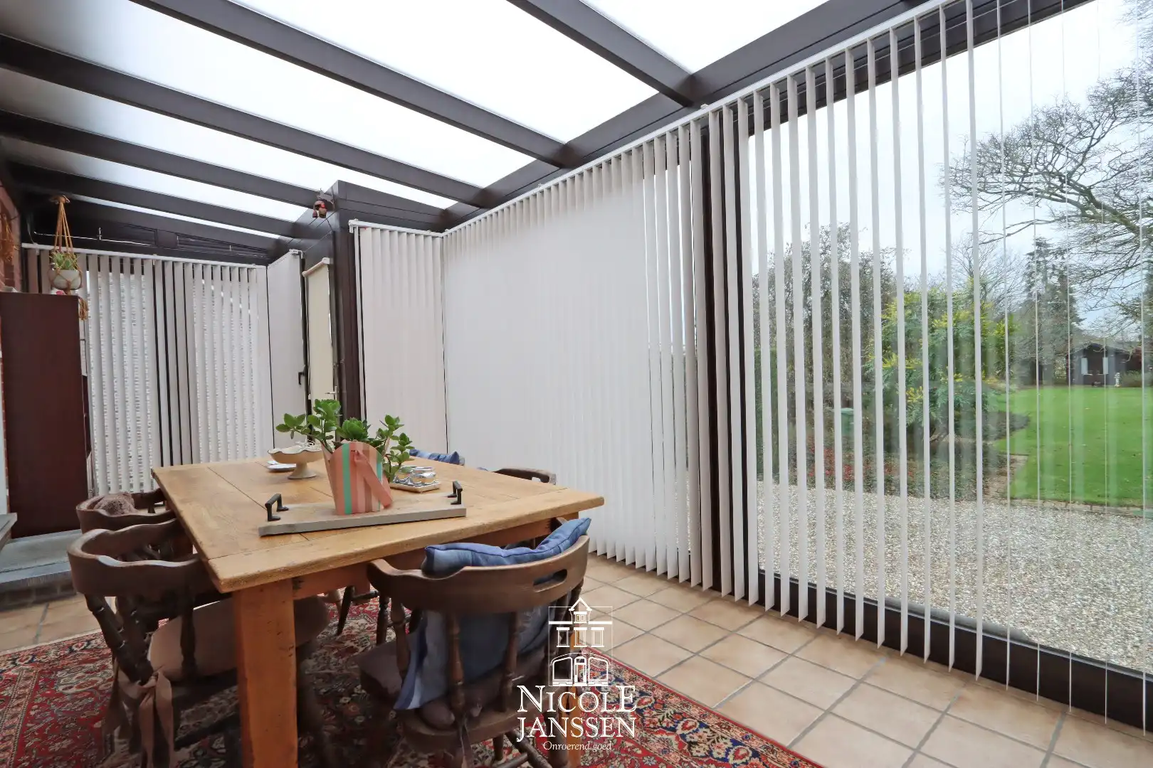 Verzorgde vrijstaande split-level woning foto 15