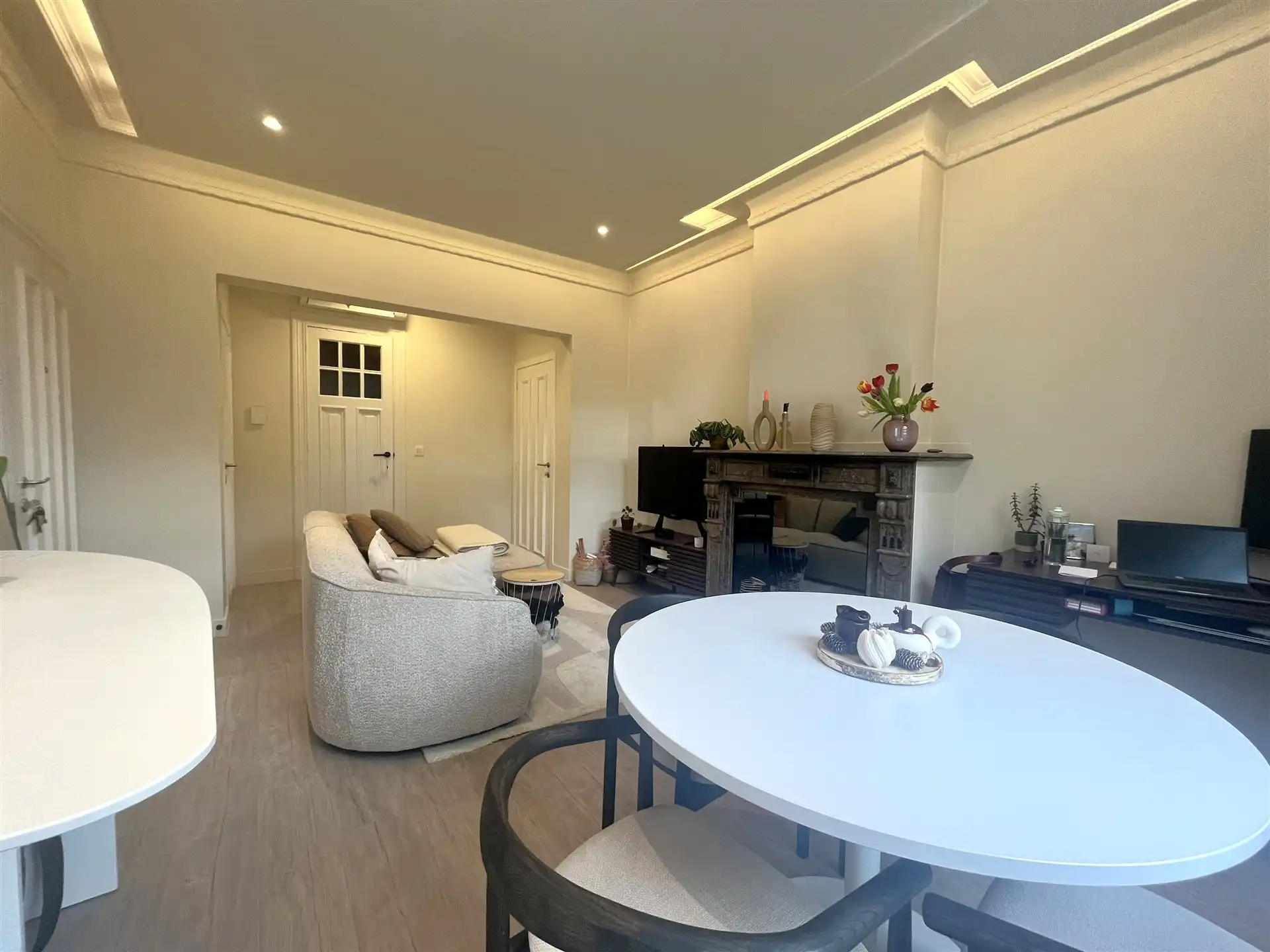 Prachtig appartement met 1 slaapkamer én tuin! foto {{pictureIndex}}