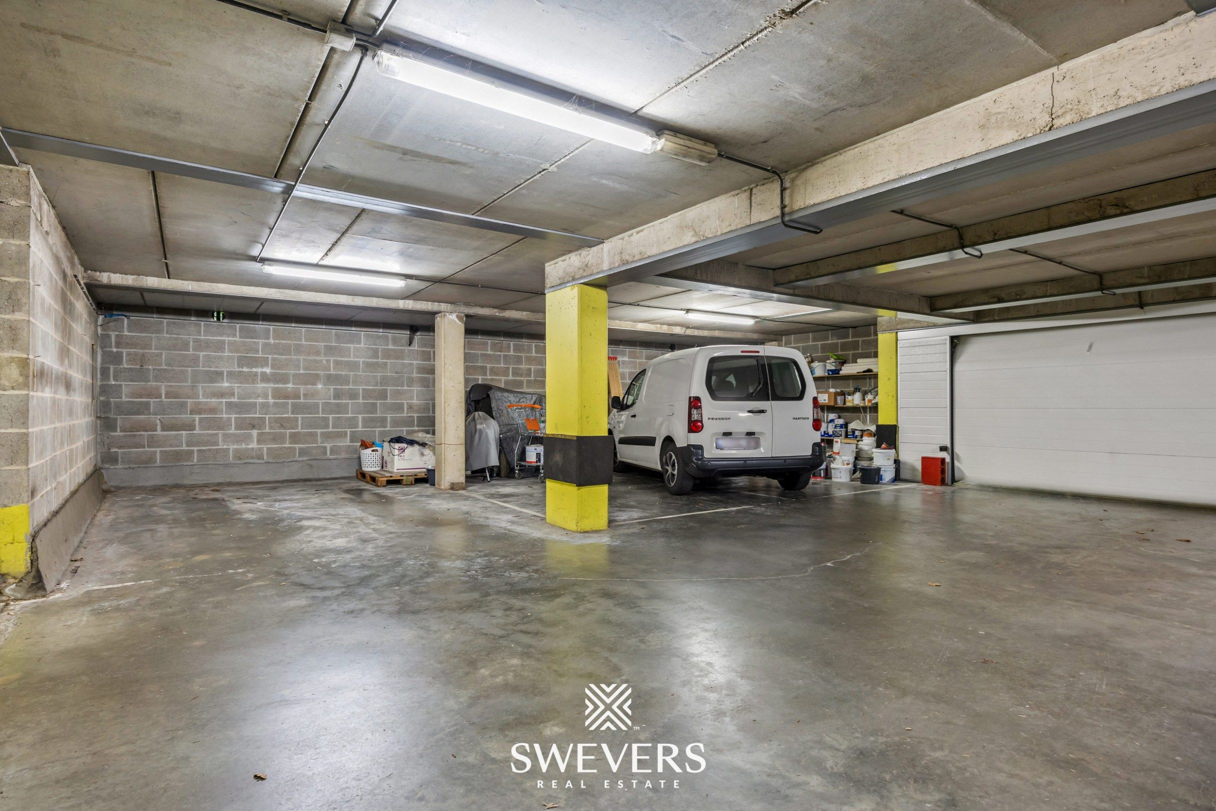 Hoogwaardig duplexappartement met zonnig terras op de bruisende Vennestraat in Genk  foto 20