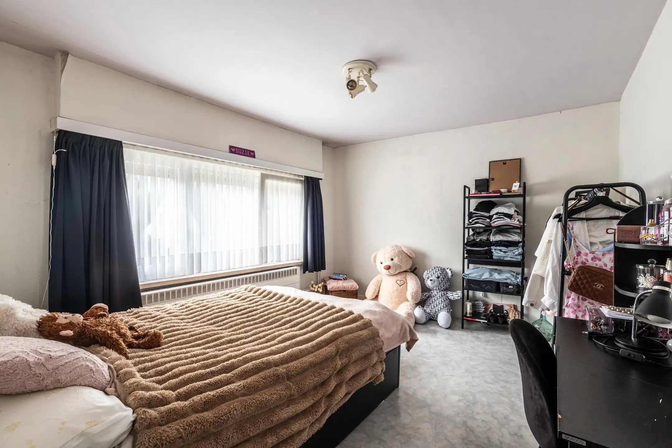 Gelegen te Minderhout, vinden we deze vrijstaande woning met 3 slpk. op ca. 561m². foto 17