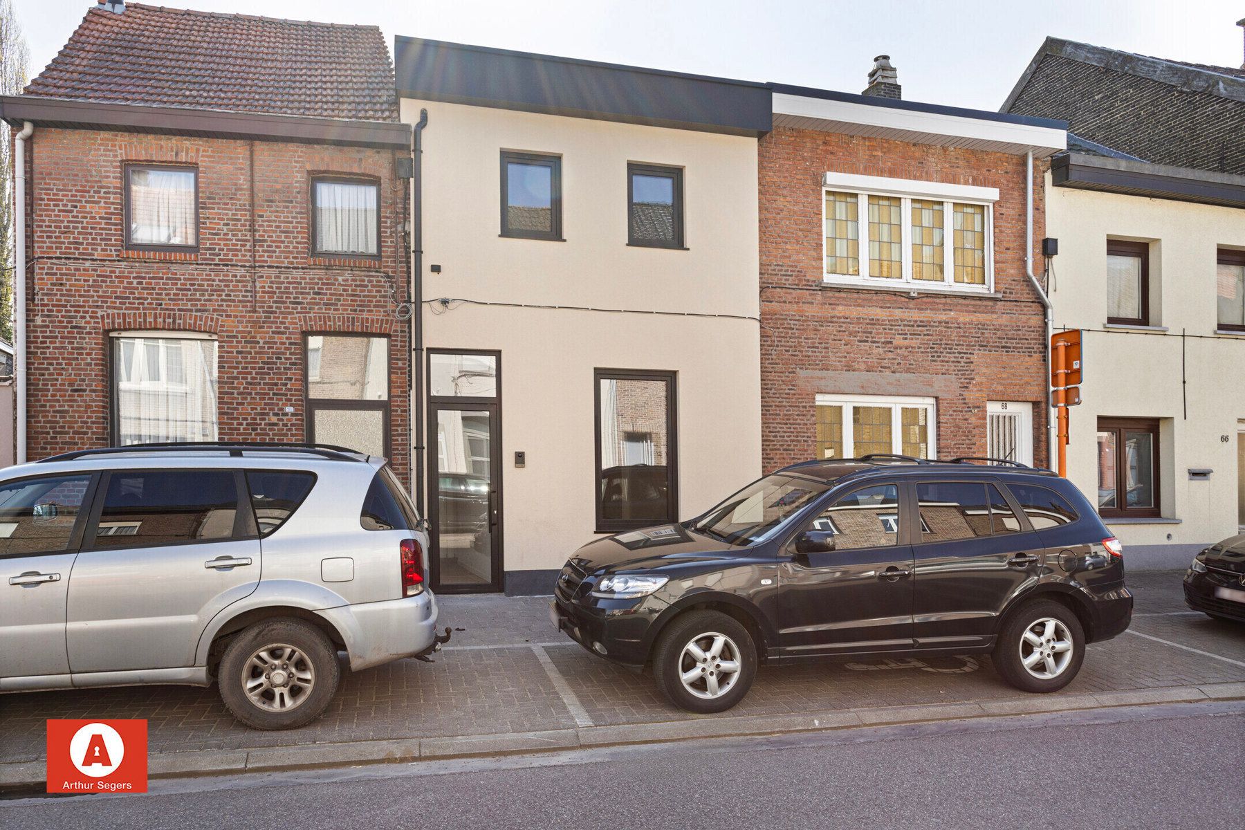!!! IN OPTIE !!! Totaal gerenoveerde woning met A-label foto 3