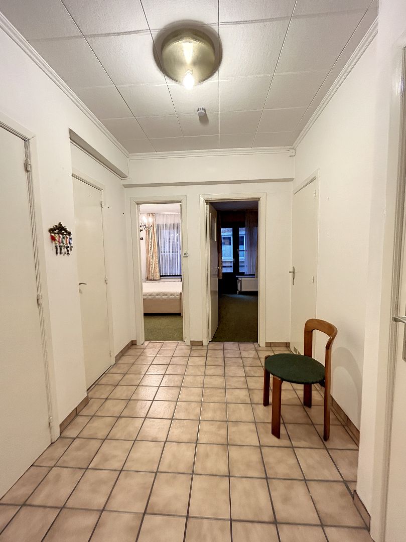 2-slpk appartement nabij zeedijk te Mariakerke. foto 8