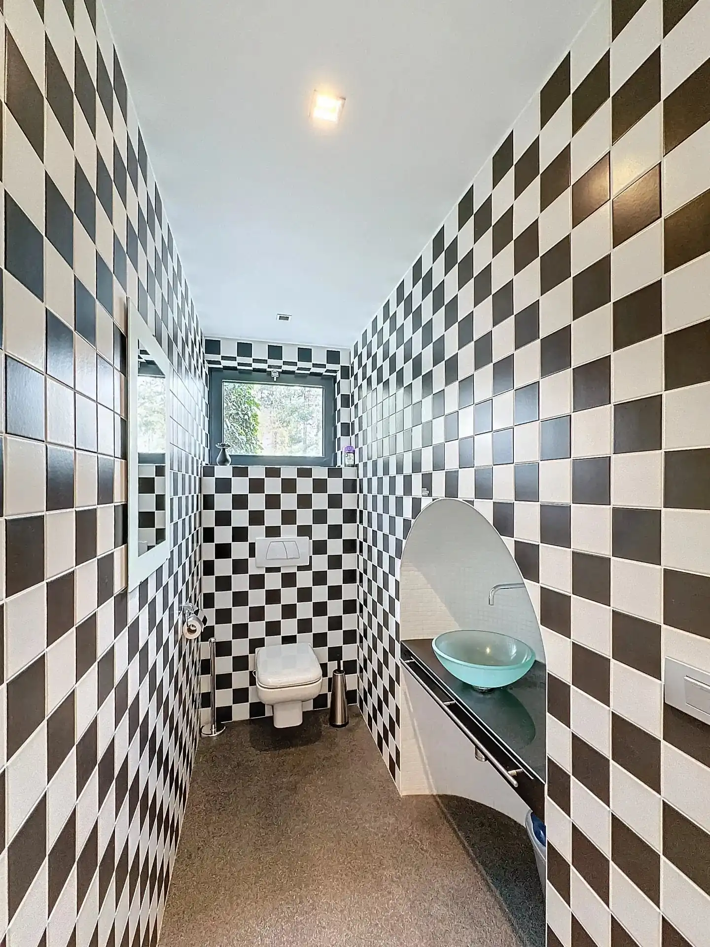 Unieke moderne woning met een dubbele bestemming op een perceel van 29a24ca. foto 16