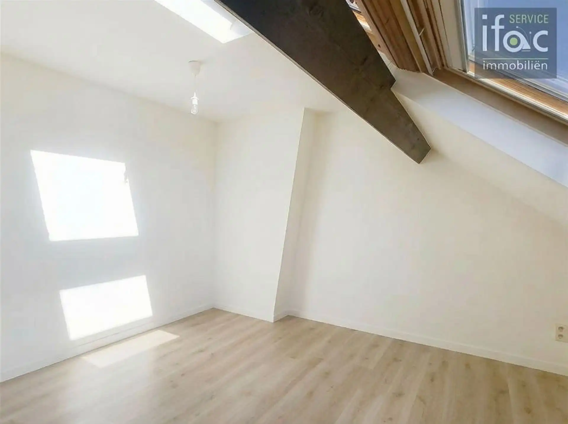 Charmante stadswoning met tuin  foto 16