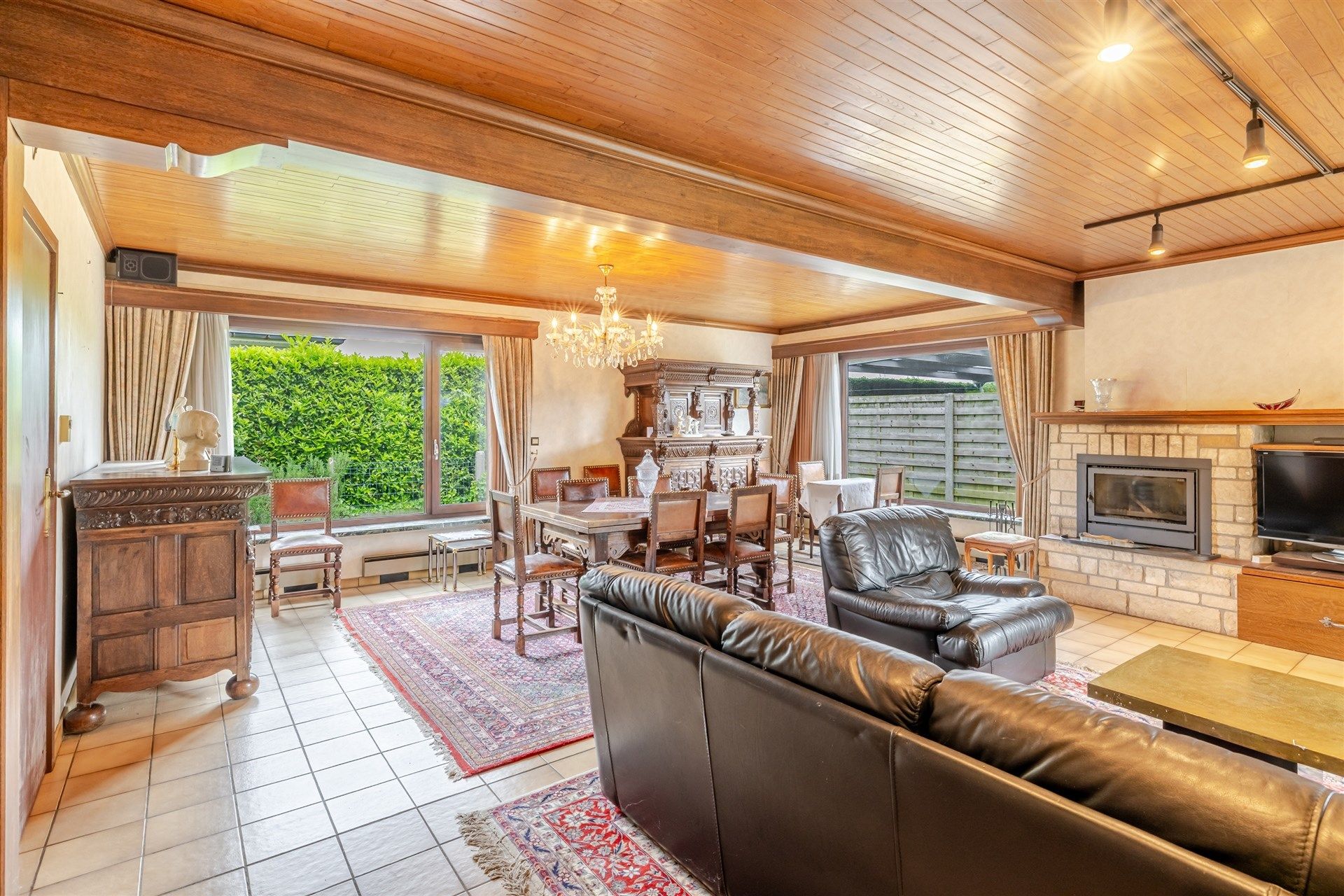Te renoveren bungalow met 3slks op topligging foto 4