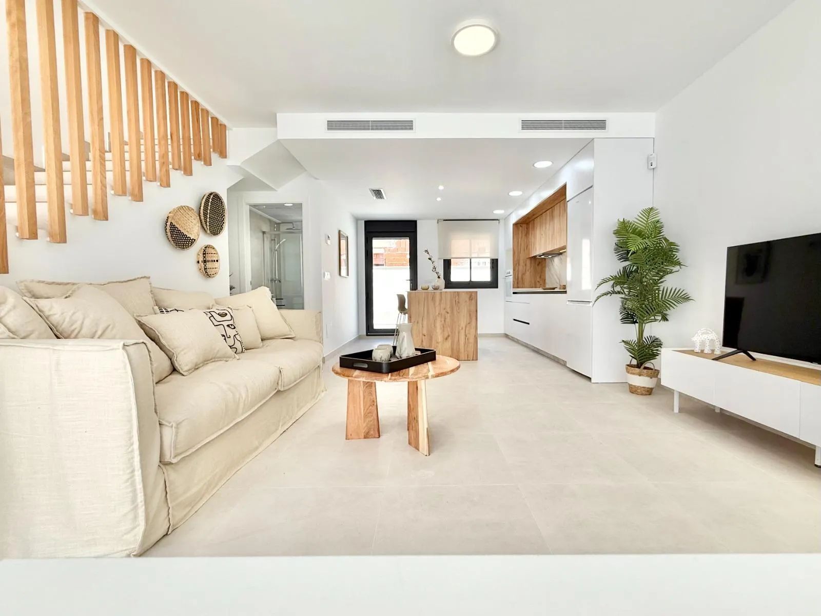 Wonen met stijl onder de Spaanse zon – moderne nieuwbouwwoningen in het hart van de Costa Blanca foto 3
