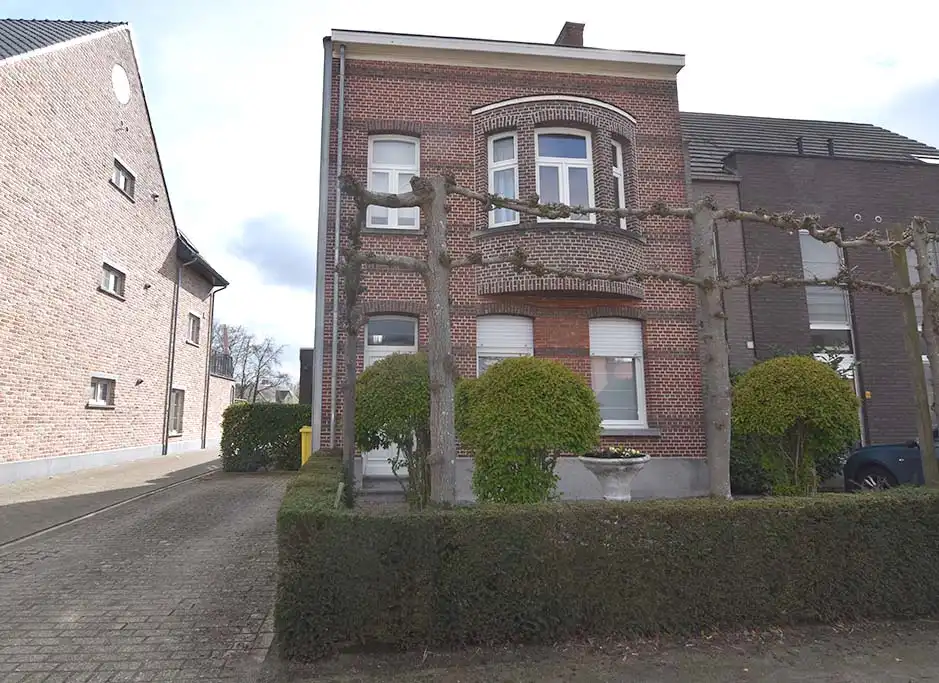 Gerenov herenwoning in centrum foto 2