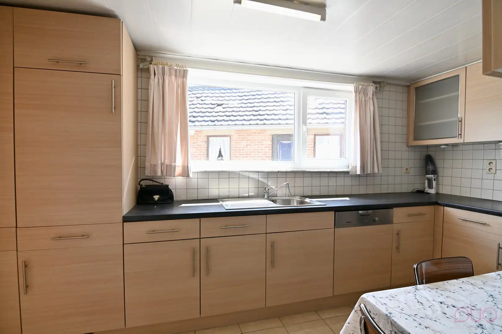 Charmante open gezinswoning met 3 slaapkamers vlakbij het centrum van Borgloon foto 8