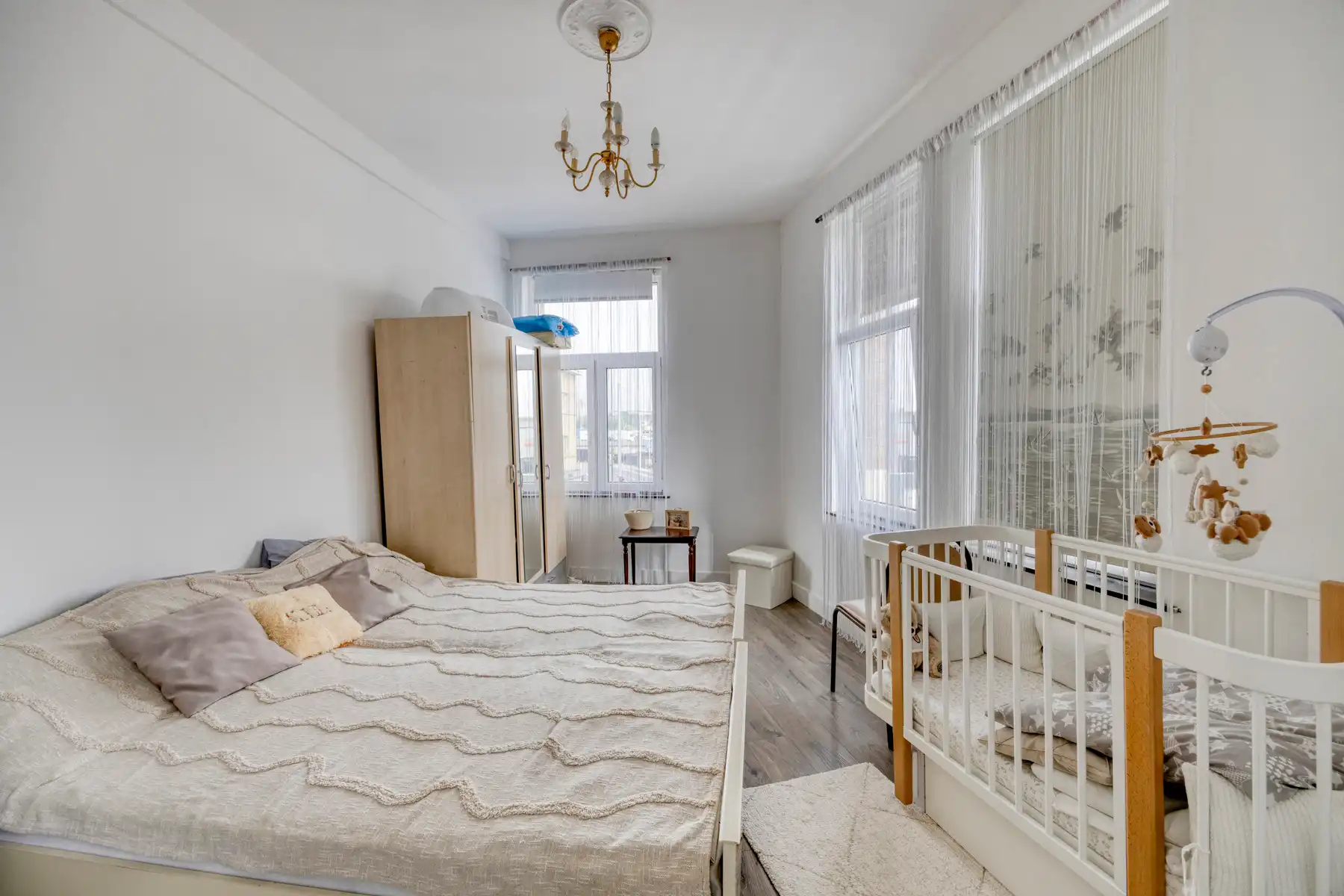 Handelspand met bewoning op topligging foto 16