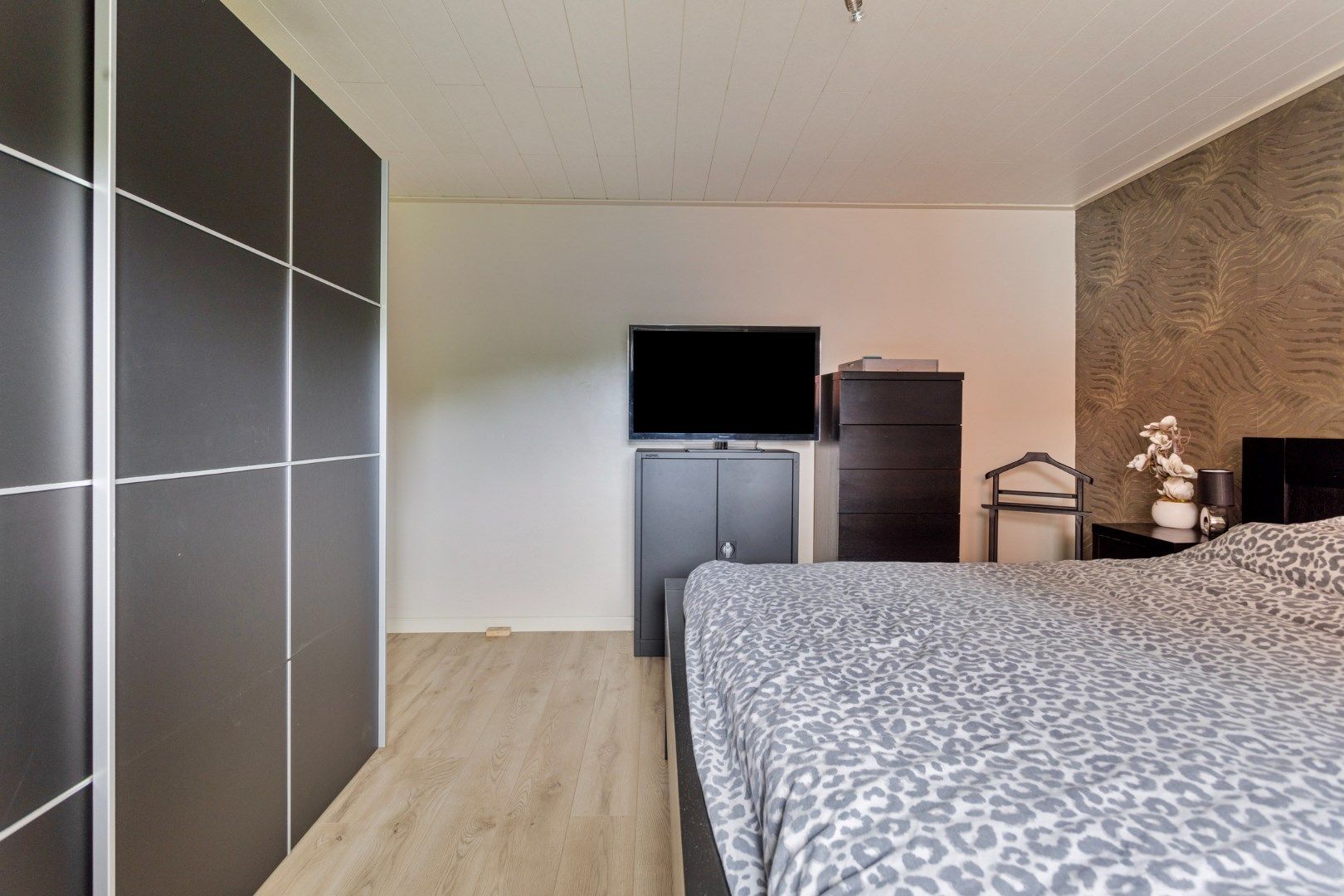 Verzorgde energetische en ruime gelijkvloerse woning ! foto 11