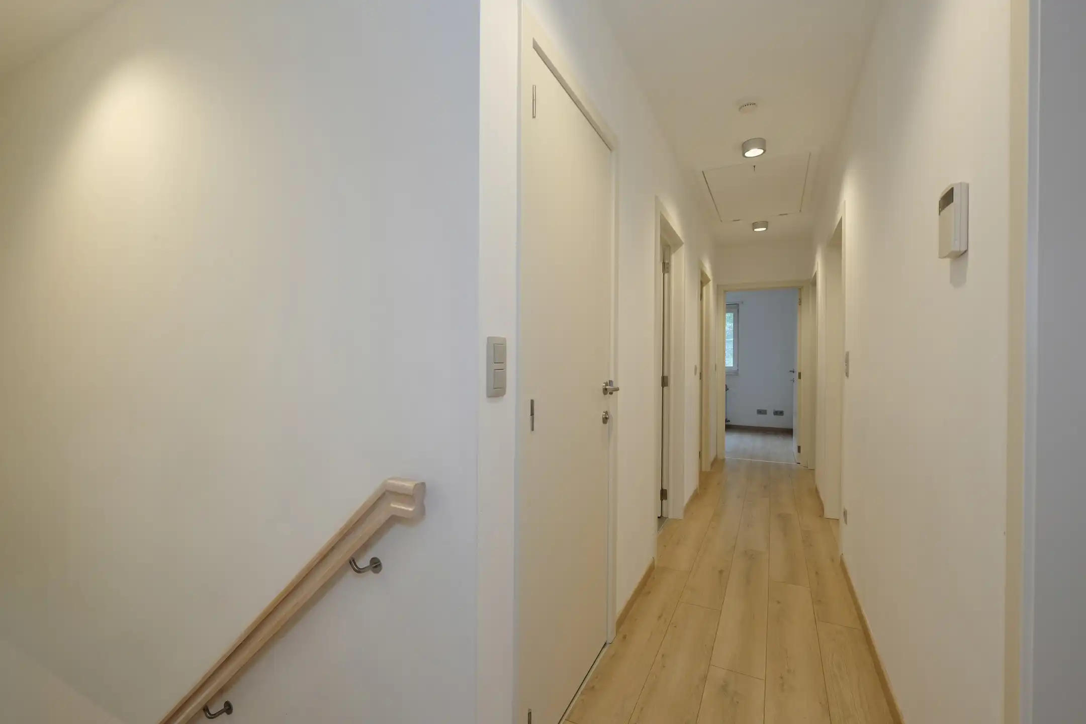 Hedendaagse en energiezuinige villa in rustige wijk foto 15