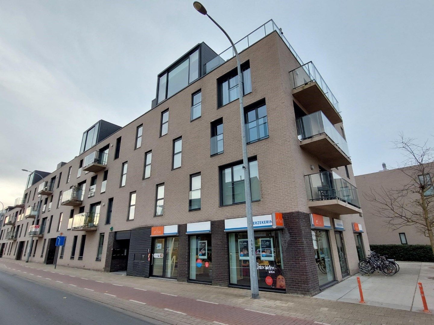 Parkeerplaats te koop Gentsesteenweg 69 - - 8500 Kortrijk