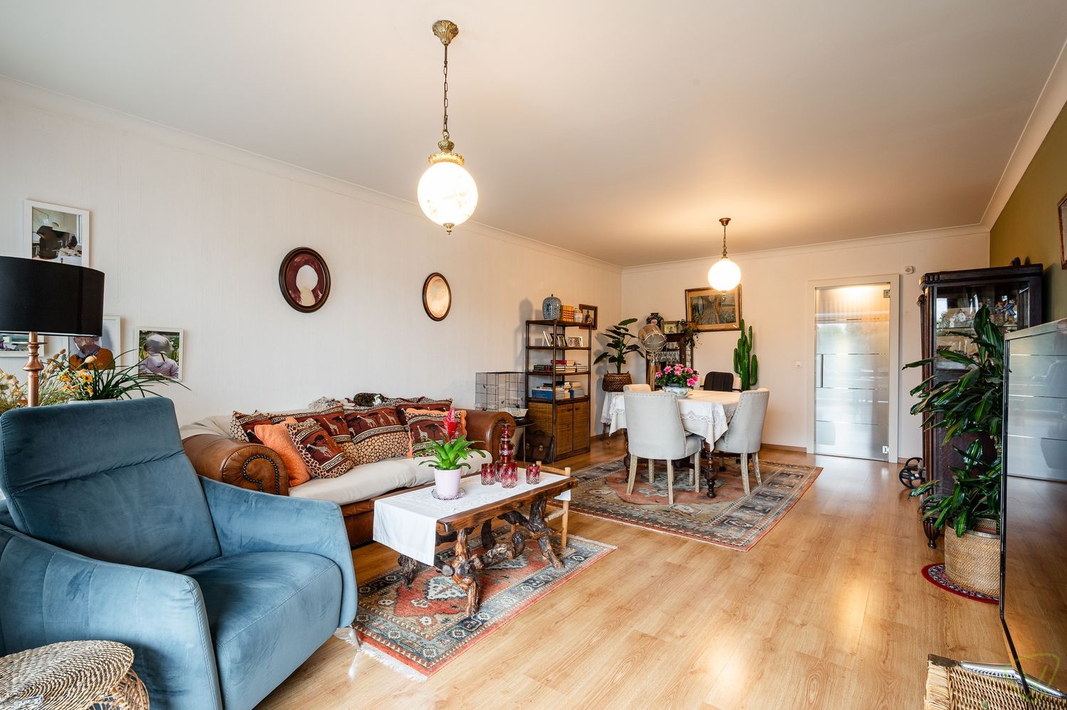 Lichtrijk appartement met twee terrassen en prachtig vergezicht in Eeklo foto 3