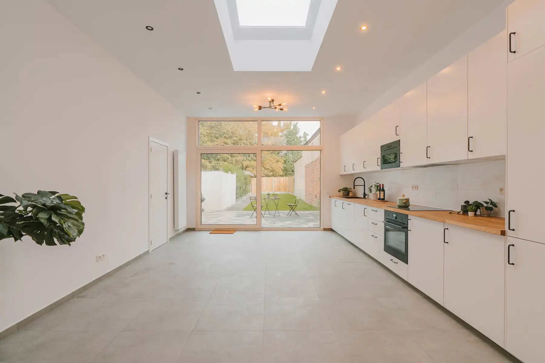 Vernieuwde energiezuinige woning in centrum Tremelo foto 10