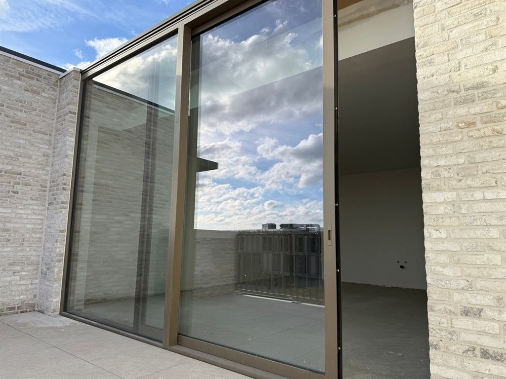 Stijlvol nieuwbouwappartement met 1 slaapkamer foto 13