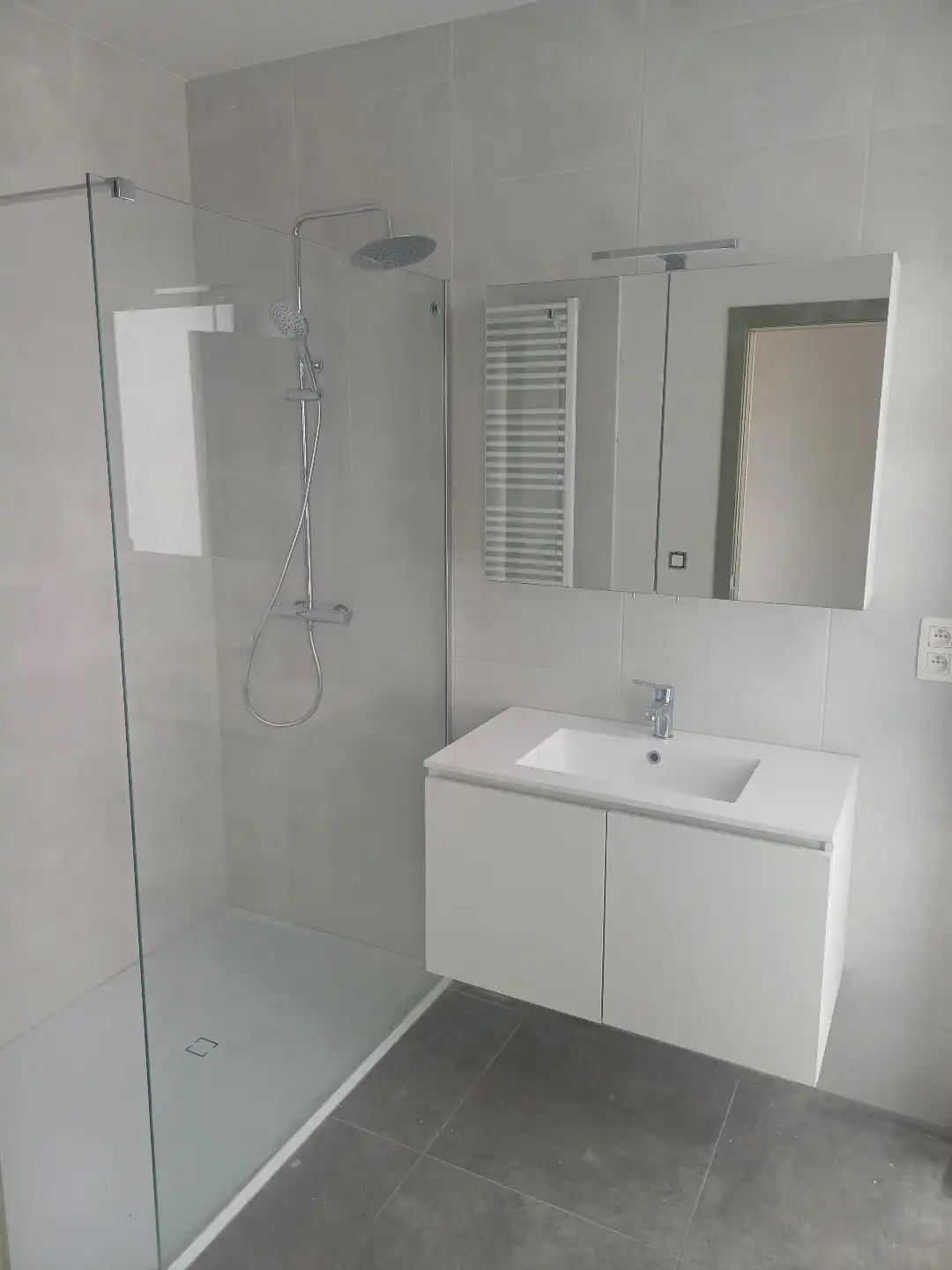 Instapklaar energieneutraal 1 slaapkamer nieuwbouw-appartement in Neerpelt centrum foto 13