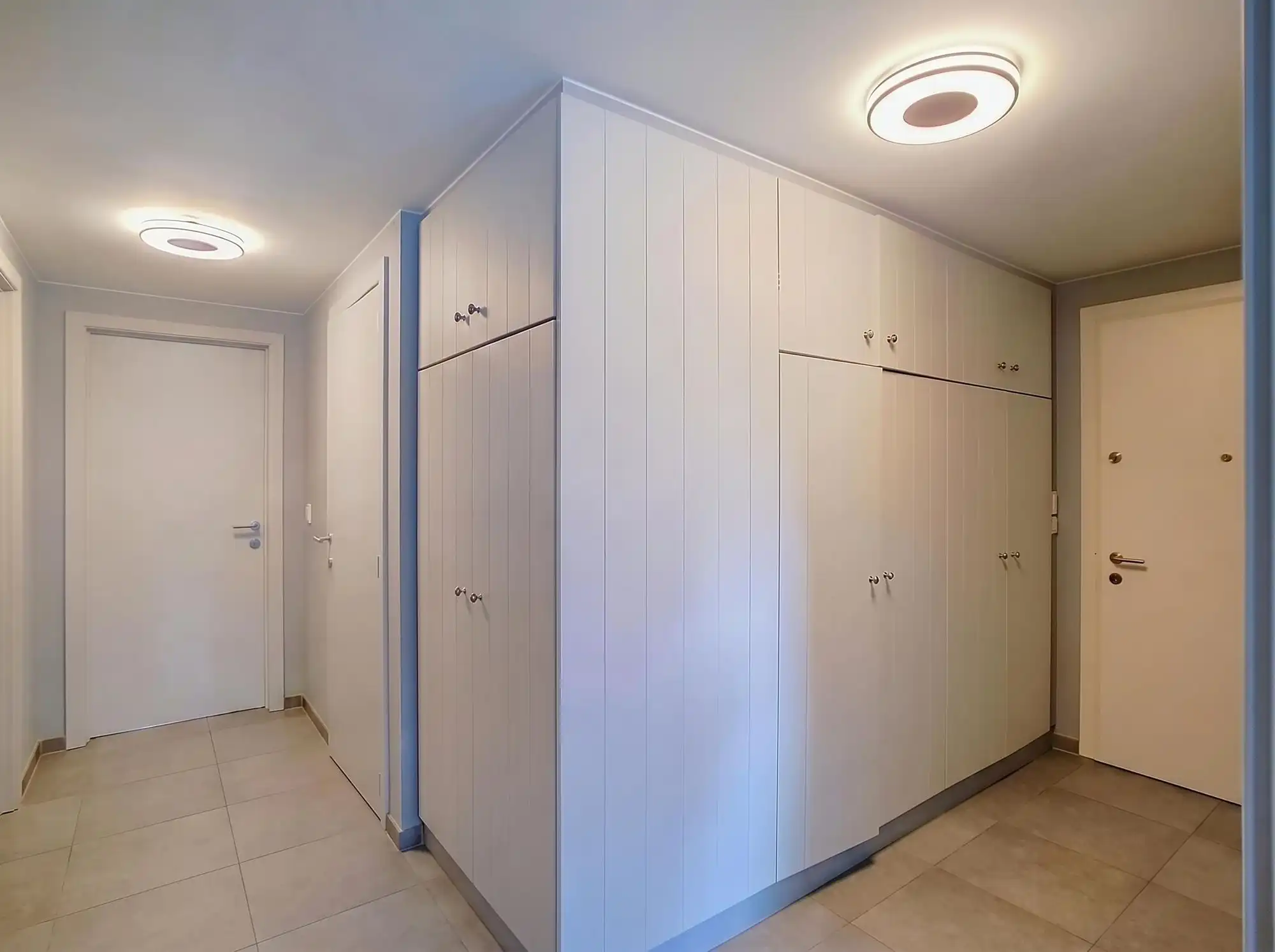 Gelijkvloers appartement met twee slaapkamers foto 8