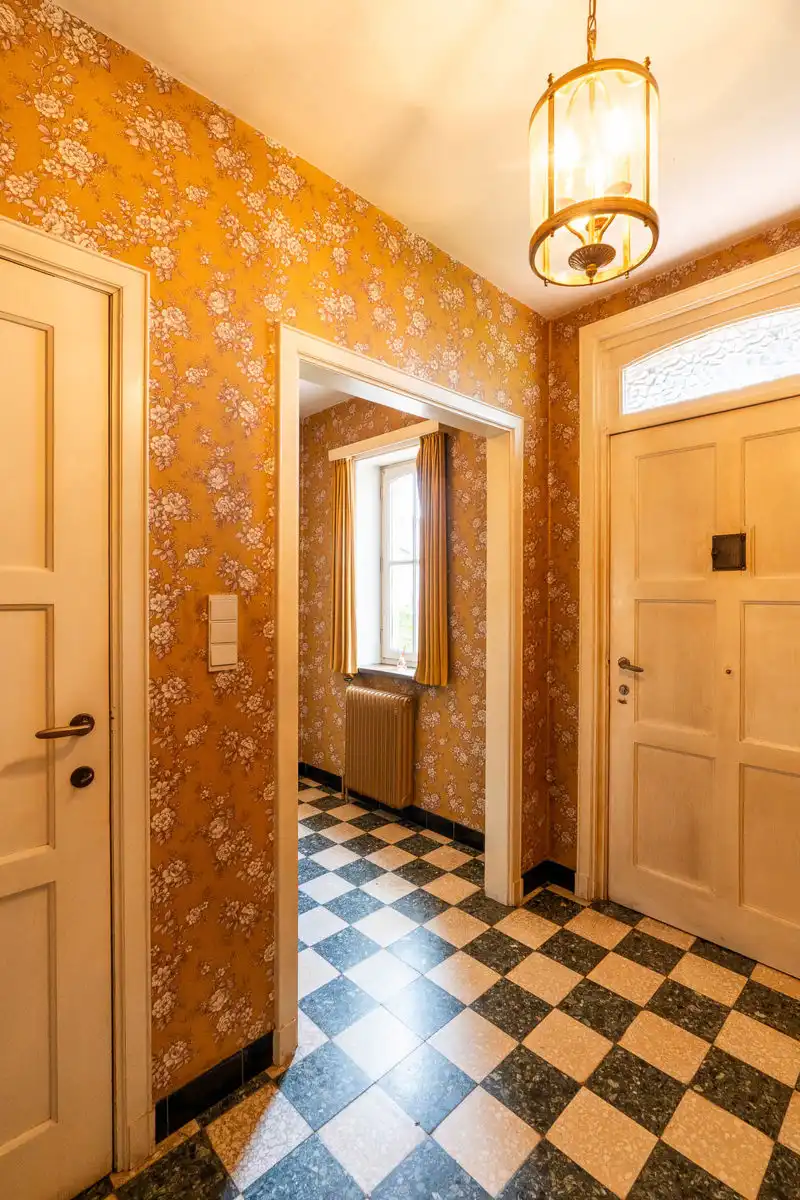 Karaktervolle open bebouwing op een prachtig groen perceel foto 4