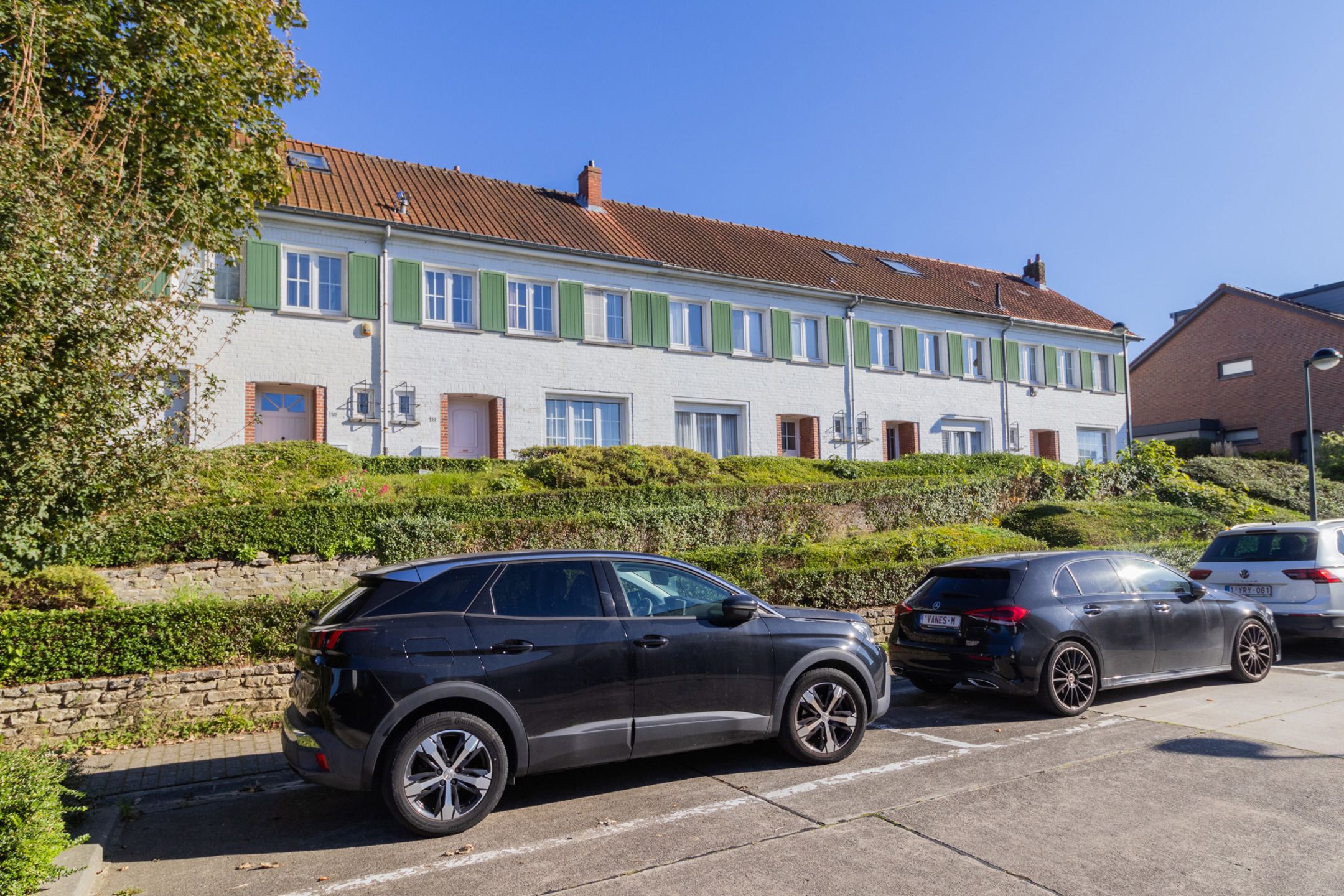 Hoofdfoto van de publicatie: Te renoveren woning met 3 slaapkamers