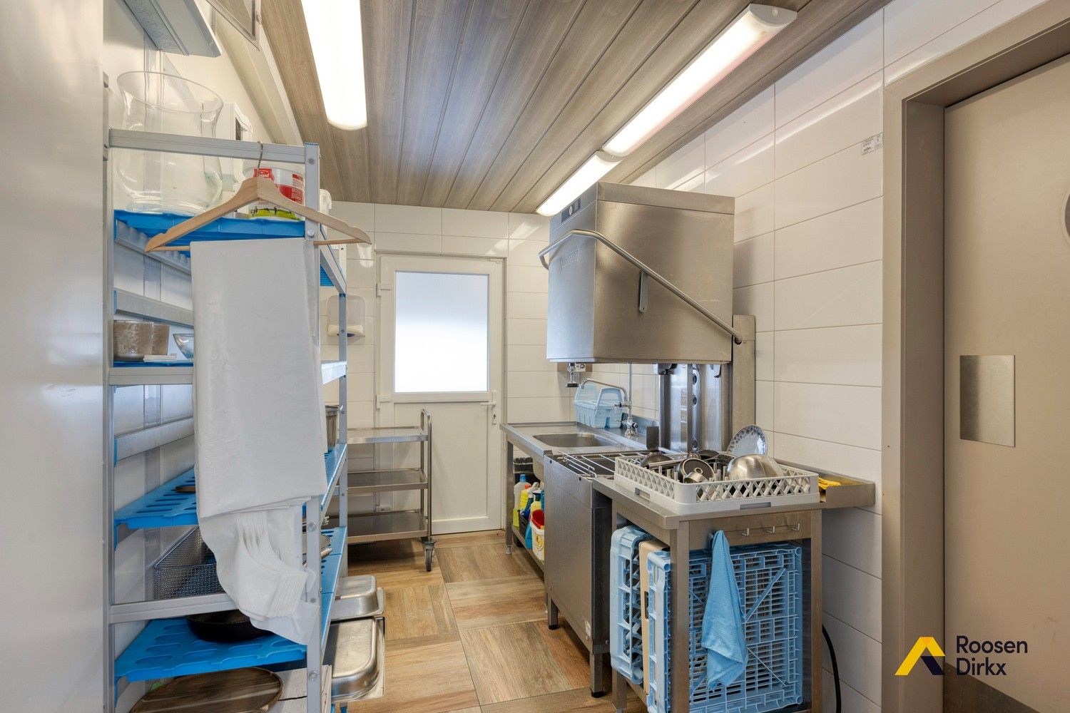 Hoogwaardig horecapand / restaurant te BREE: instapklaar! foto 24