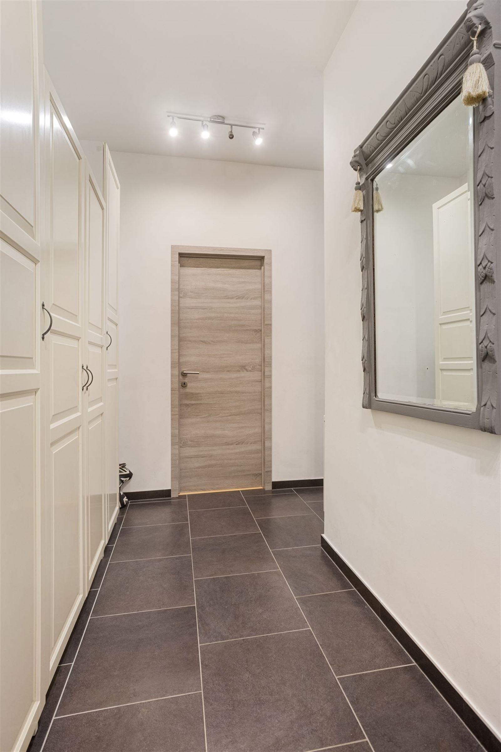 Ruim appartement met 2 slaapkamers te koop foto 19