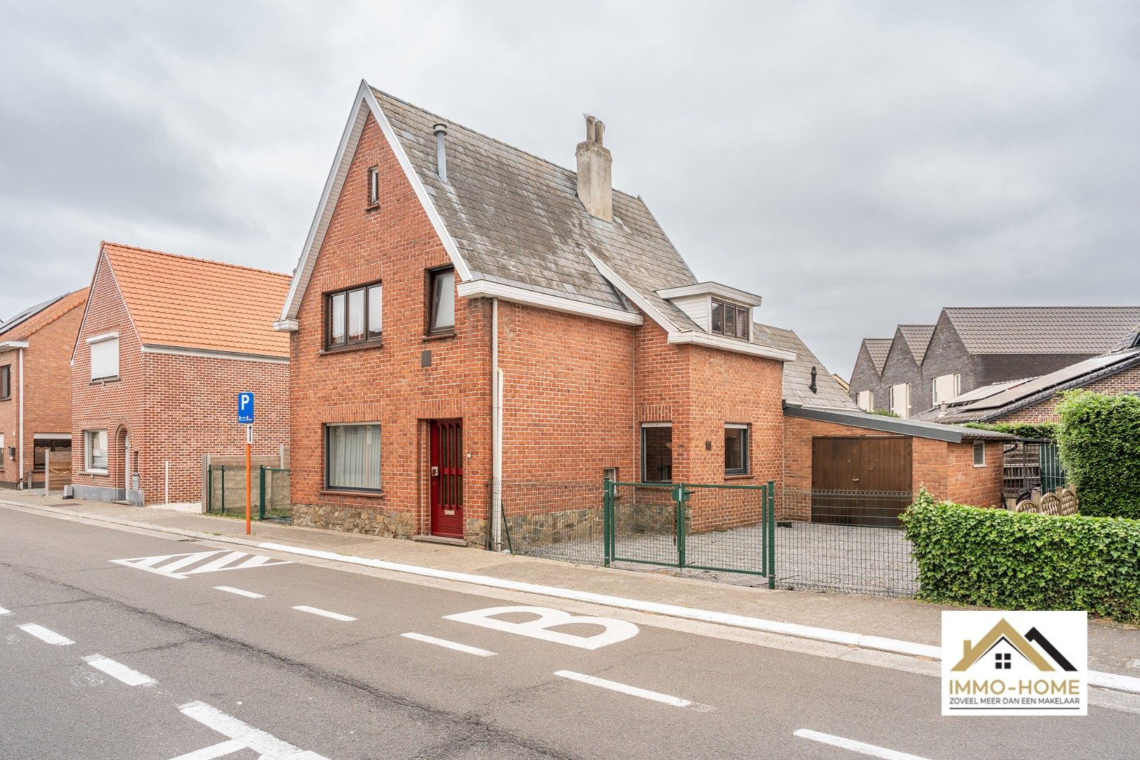 Hoofdfoto van de publicatie: Instapklare woning met veel karakter
