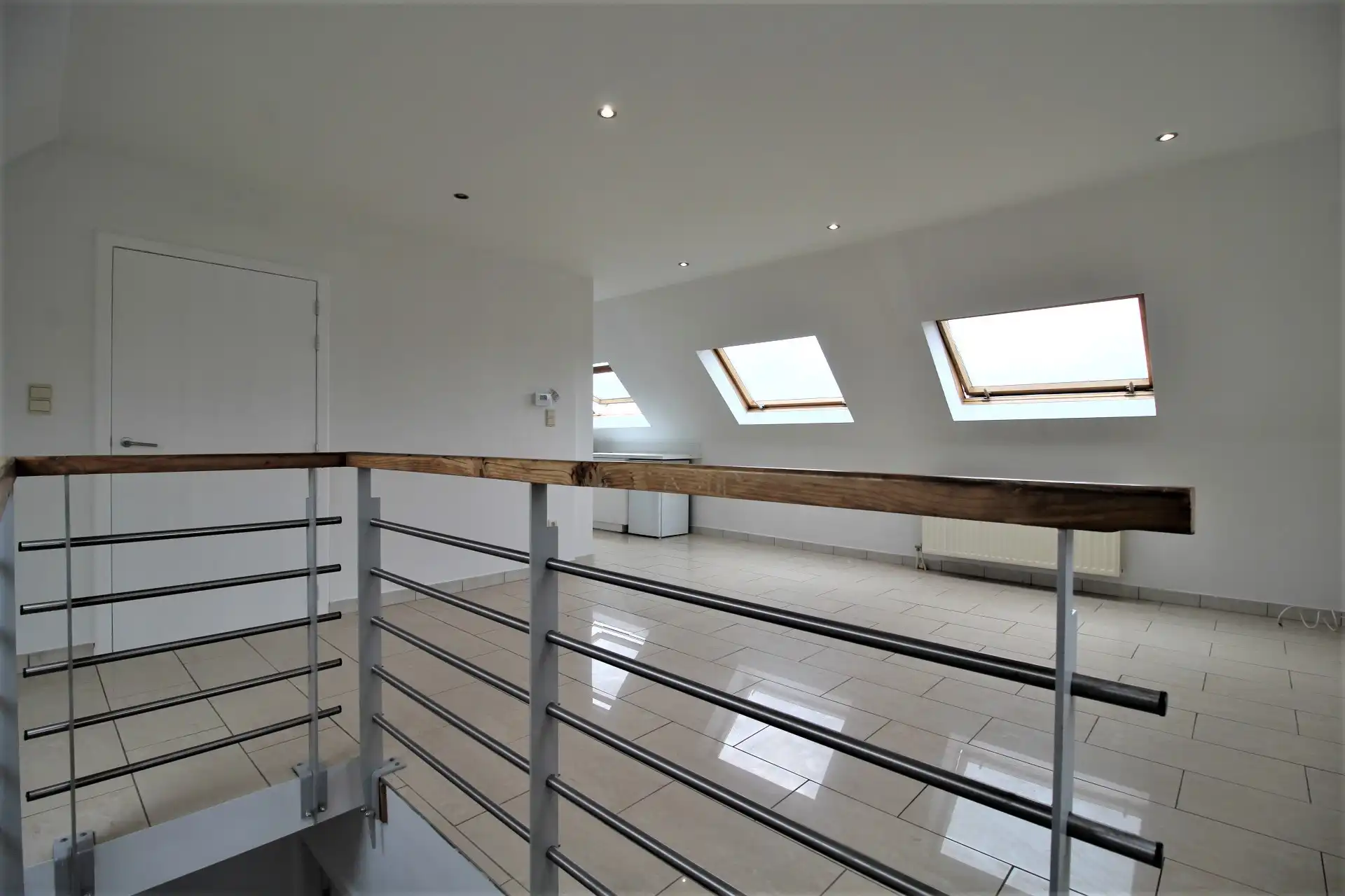 Dakappartement met 1 slaapkamer te huur in Brakel foto 4