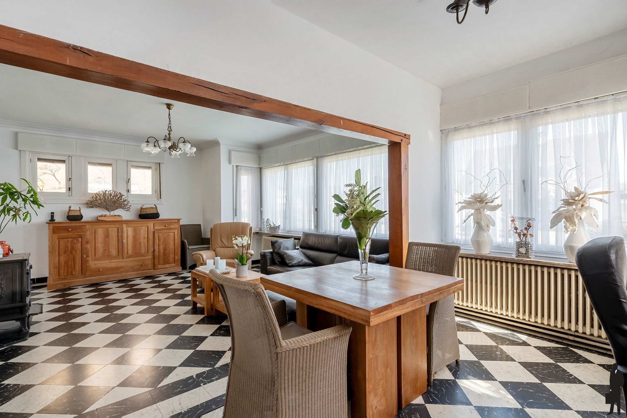 Karakteristieke woning met 5 slpk. en westtuin op 799m² foto 5