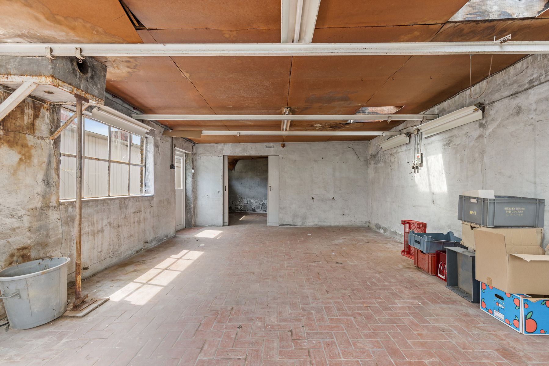 4-slaapkamerwoning op toplocatie in Oostkamp! foto 17
