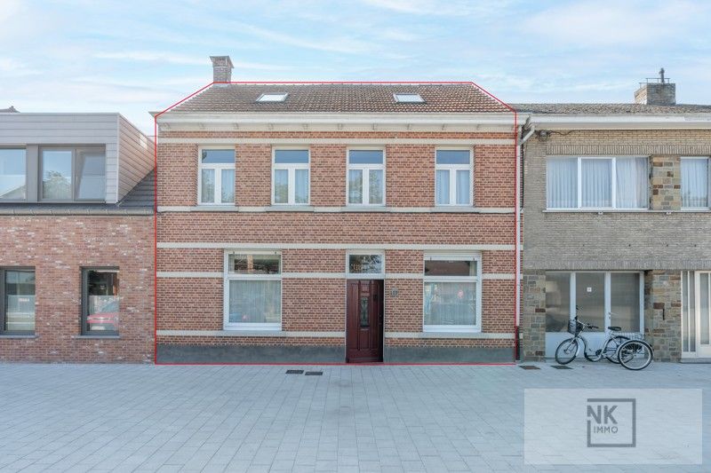 Prachtig, authentiek gerenoveerde woning met 4 slaapkamers foto {{pictureIndex}}