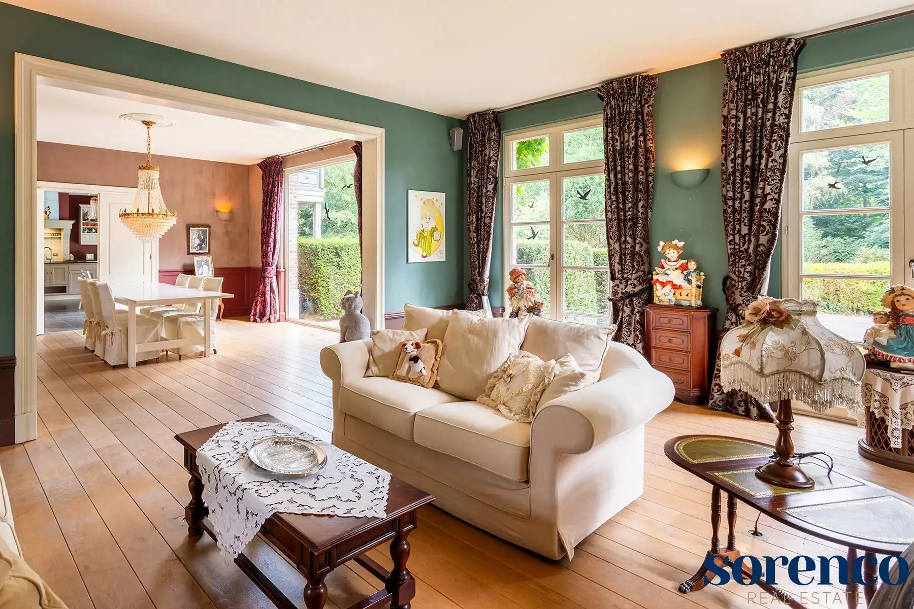 Exclusieve villa in een rustige groene wijk op een perceel van 3.676 m². foto 6