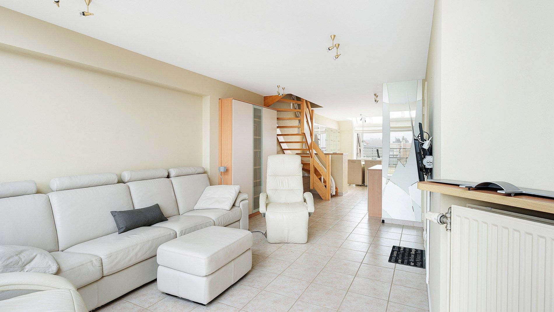 Penthouse met ruime terrassen nabij het strand te koop foto 5