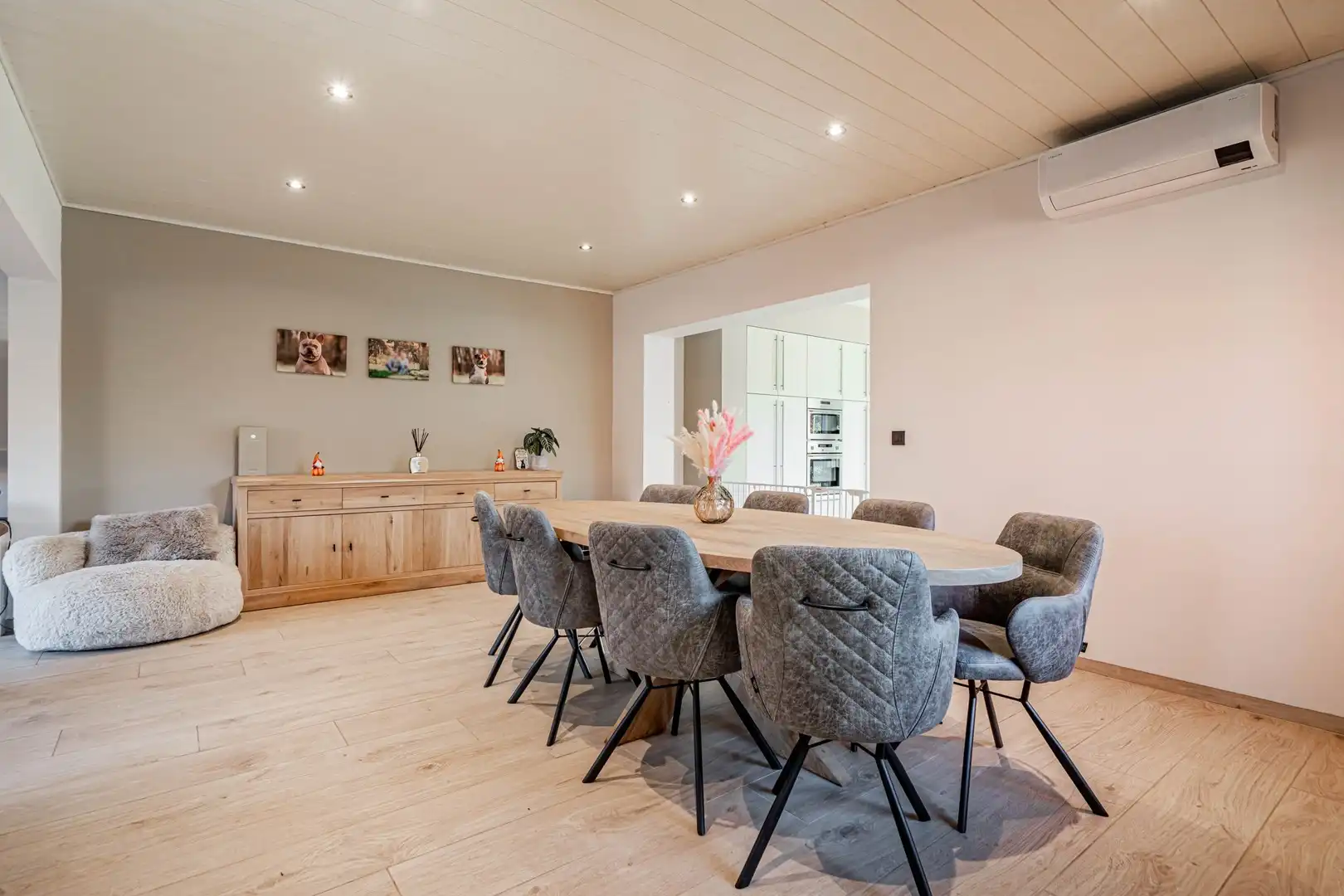 Charmante gerenoveerde eengezinswoning met rustgevende tuin foto 5