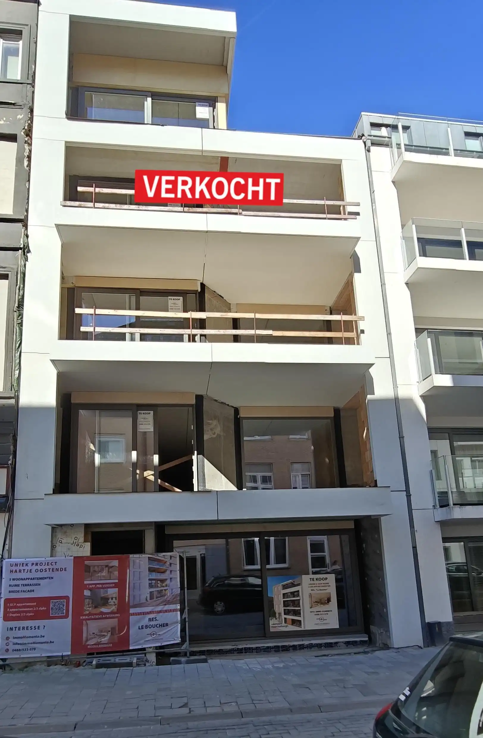 VERKOCHT! RUIM INSTAPKLAAR APPARTEMENT MET 3 SLAAPKAMERS EN TERRASSEN NABIJ ZEE! foto {{pictureIndex}}