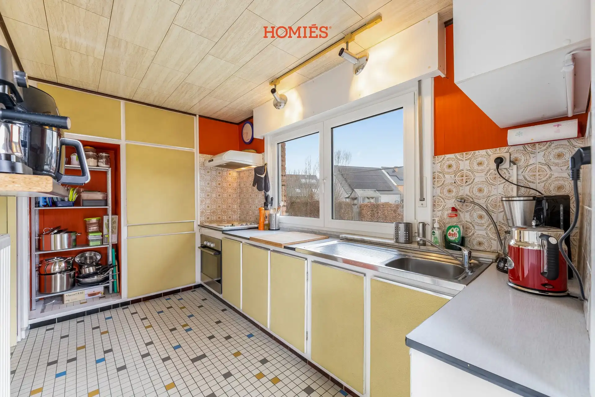 Te renoveren woning met potentieel in Sint-Joris-Weert foto 14