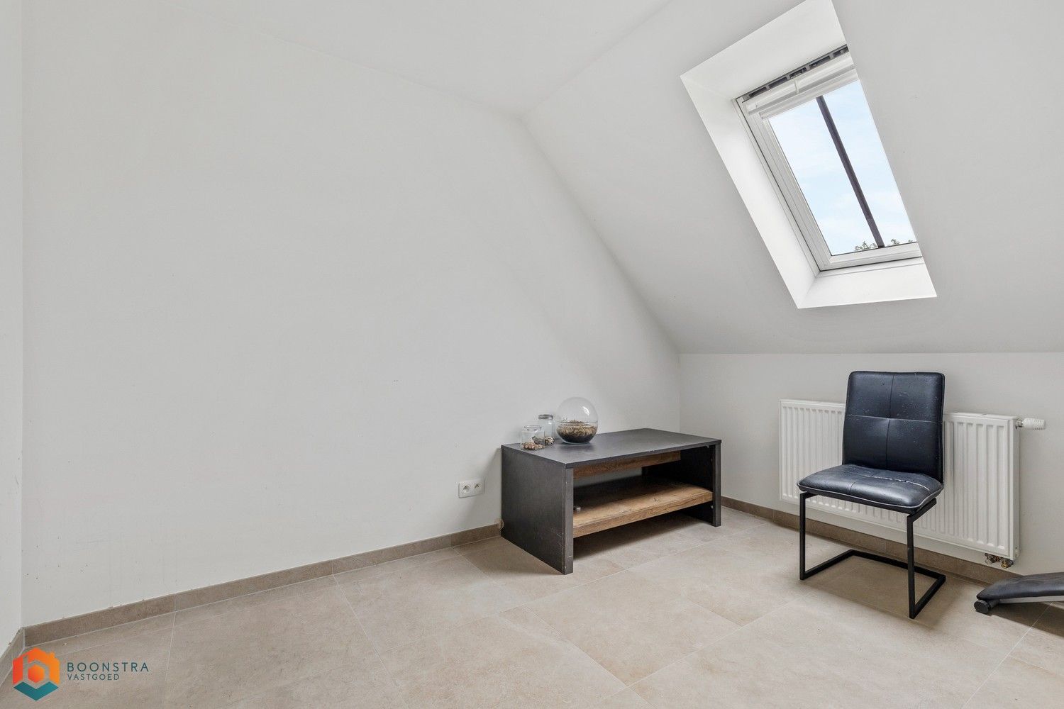 Instapklare woning met 5 slpkrs en tuin te Itegem foto 10