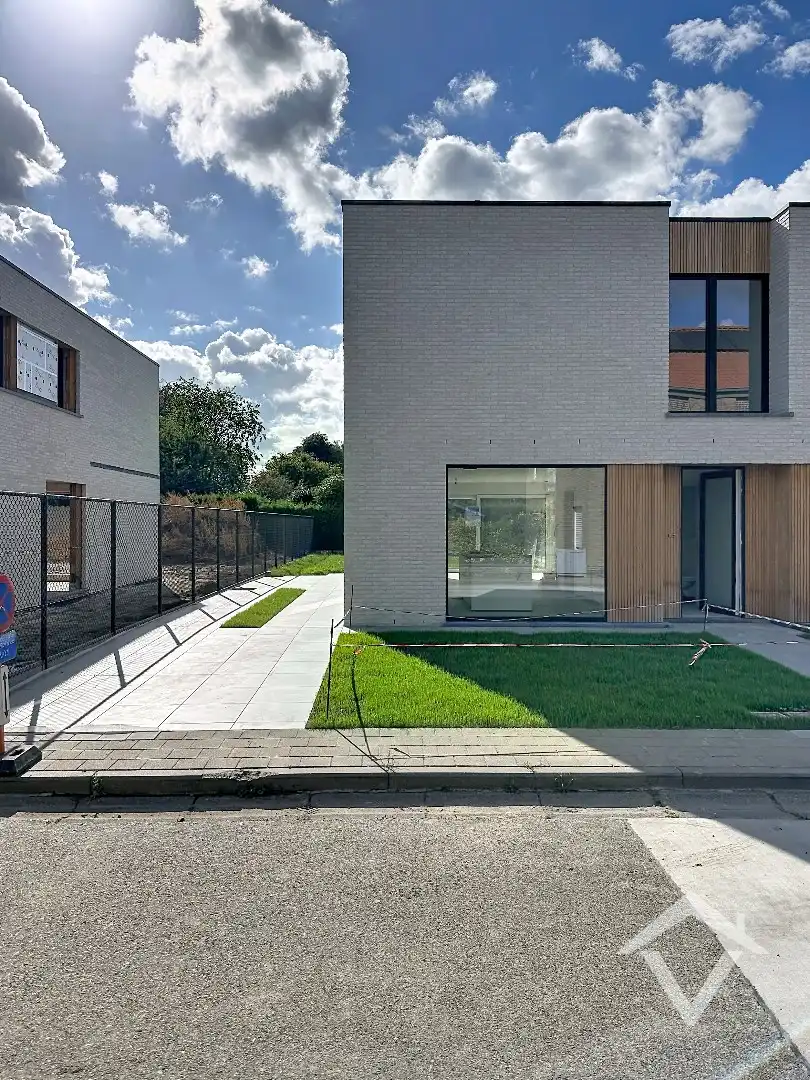 Huis te huur Moerewegel 3 - - 8680 Koekelare