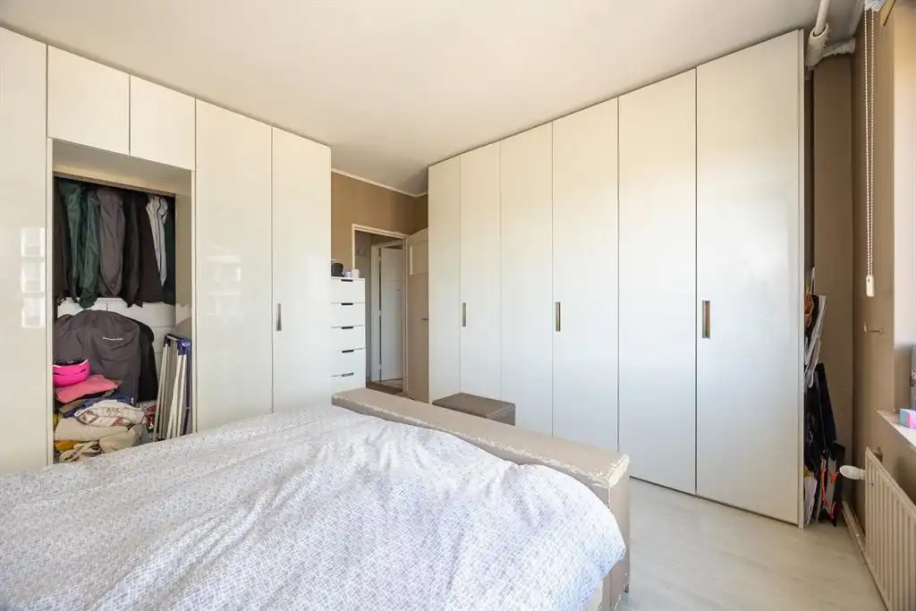 Instapklaar appartement met optionele parkeerplaats foto 11