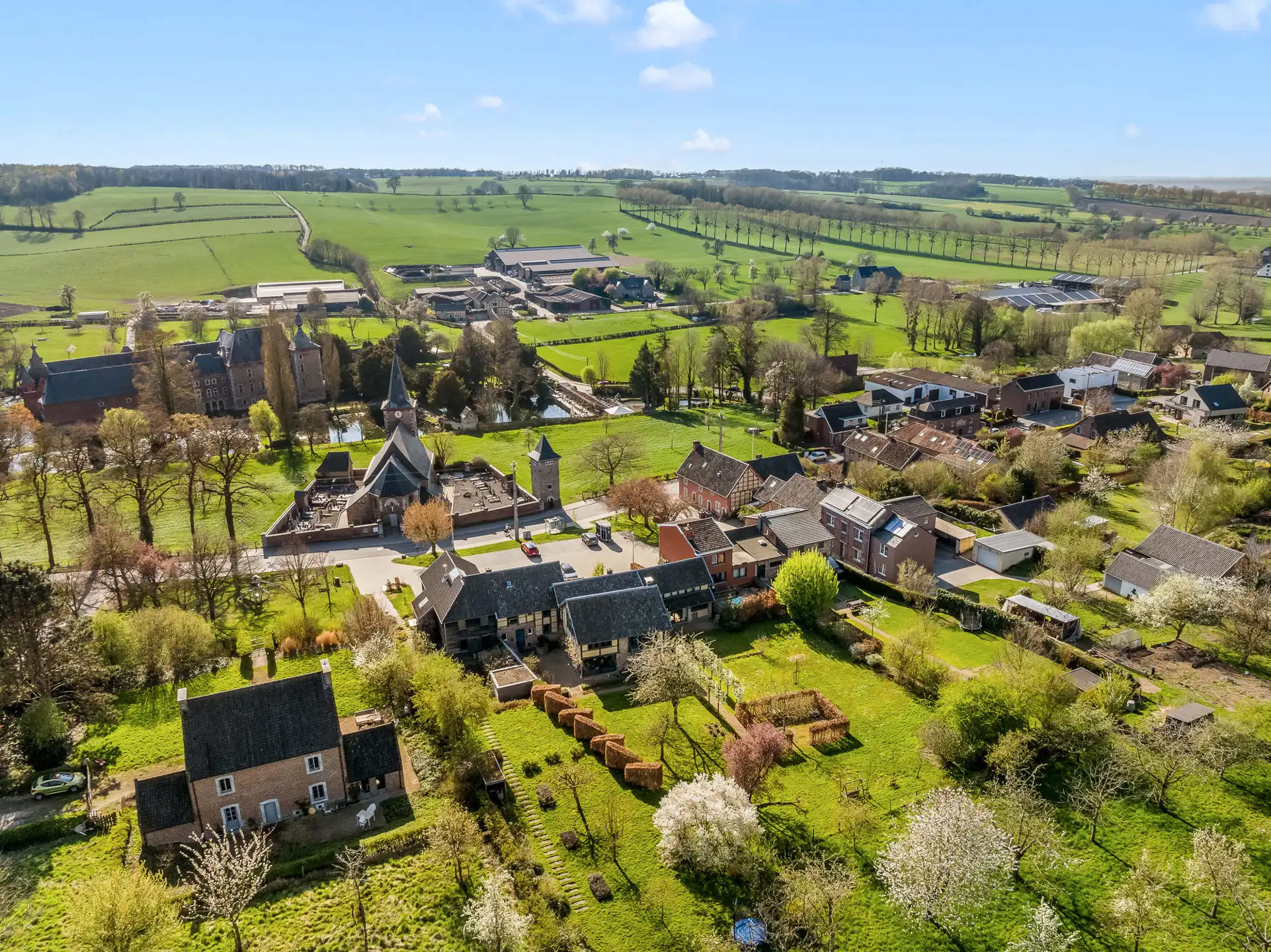 Instapklare woning in de prachtige Voerstreek foto 40