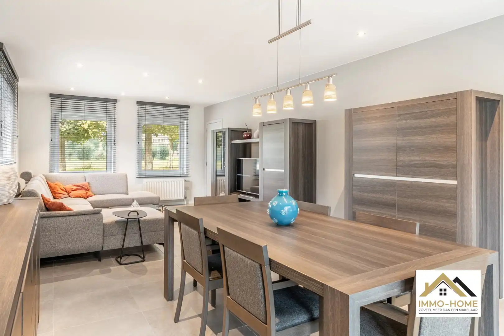 Instapklare woning op zeer centrale ligging! foto 12