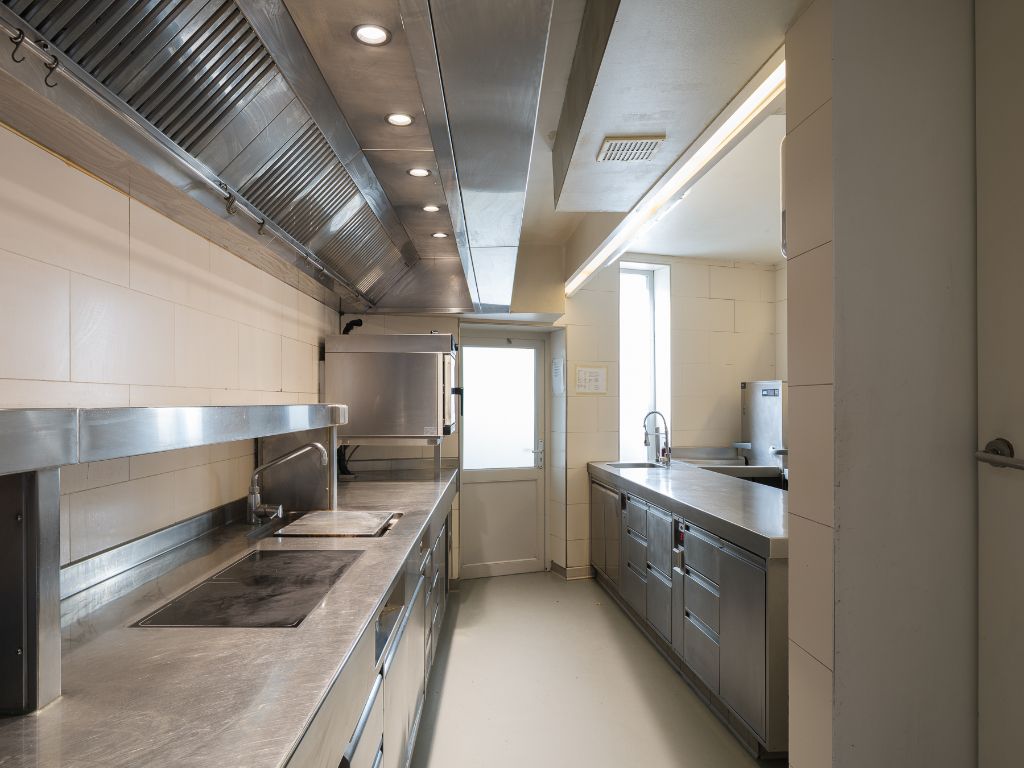 Karaktervol handelspand (restaurant + 2-slpk app) in het centrum van Gent foto 11