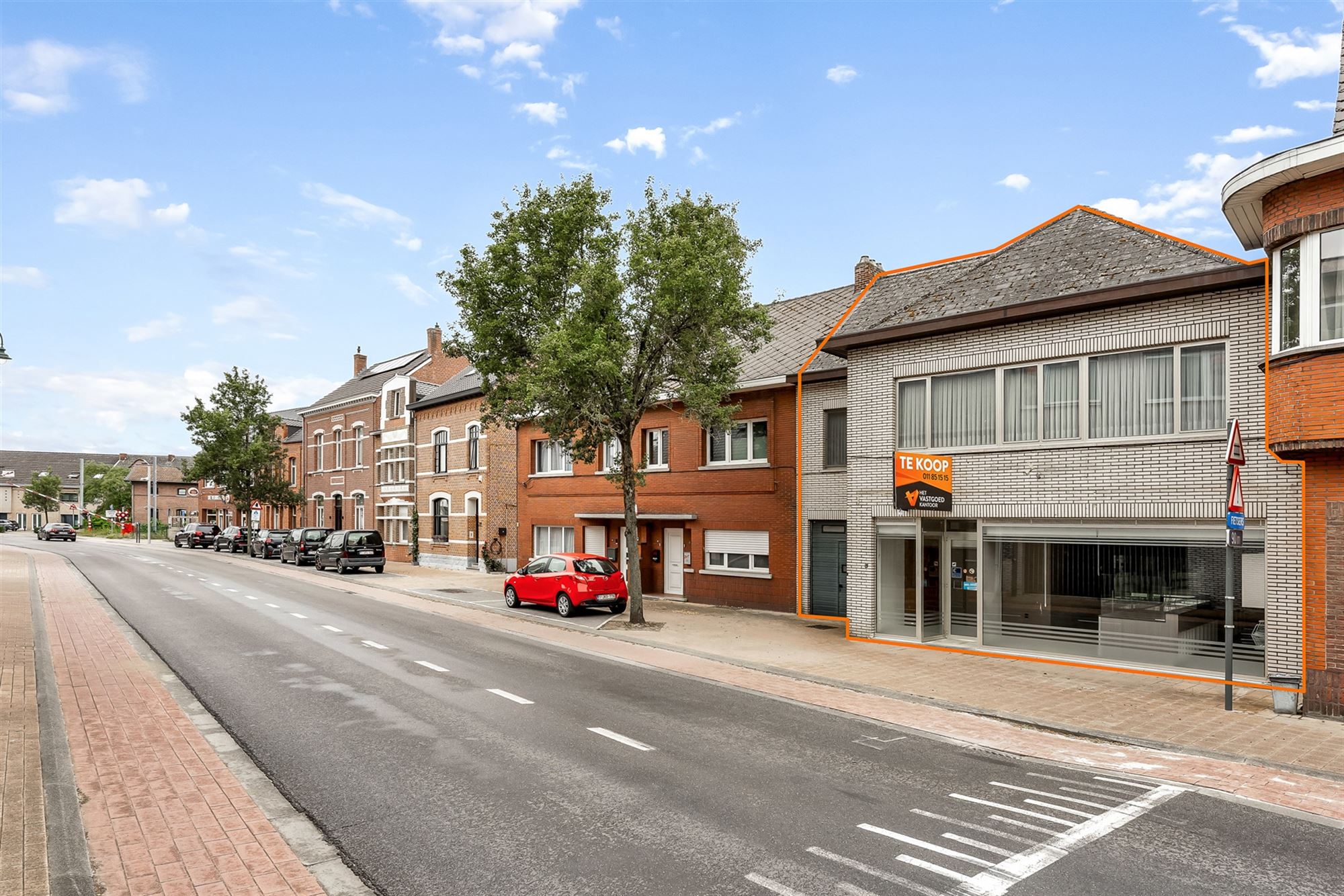 CENTRAAL GELEGEN, RUIM HANDELSPAND MET WOONST (415M²) TE BALEN foto 29