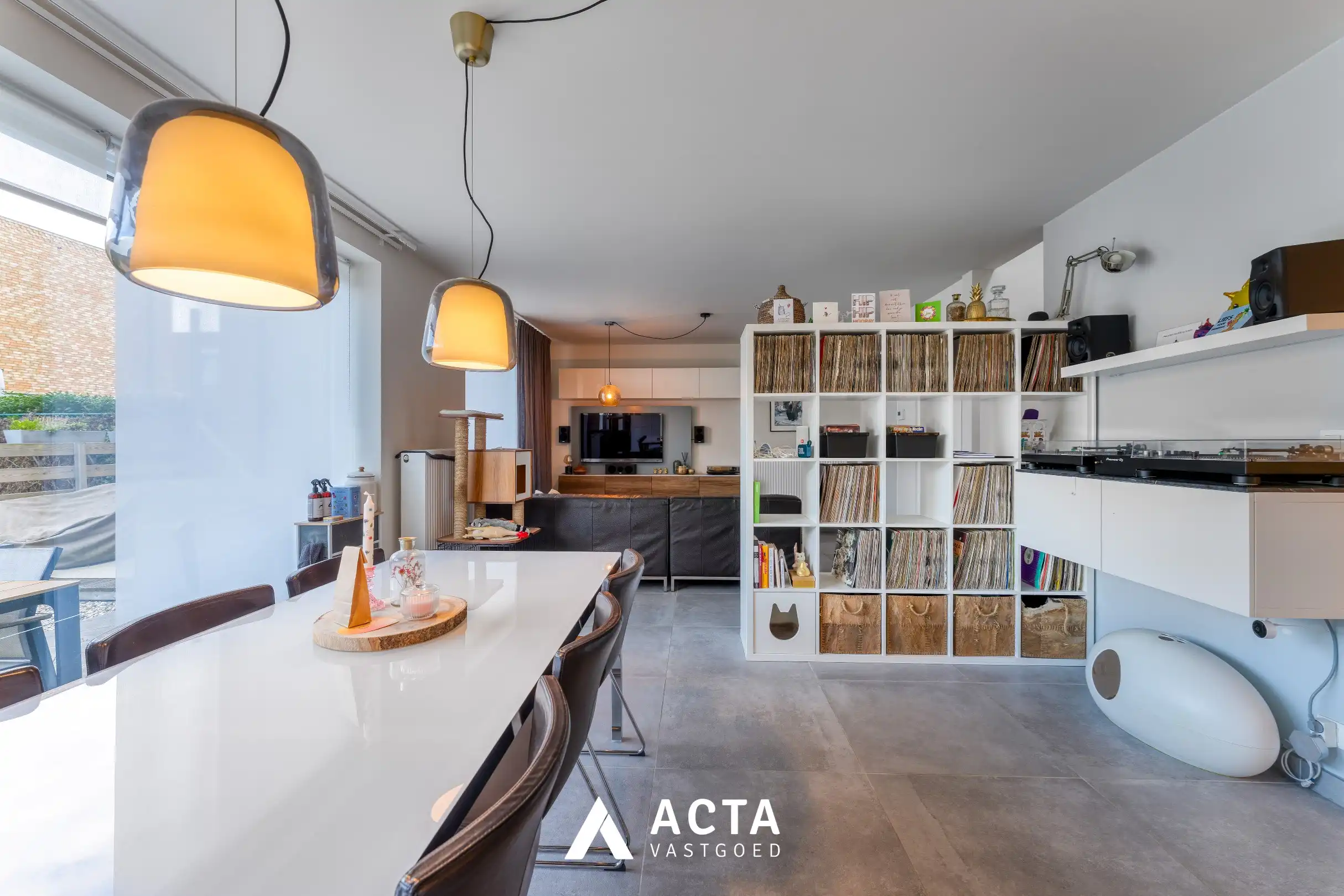 Instapklare halfopen gezinswoning in Baanhof in Oostende foto 5