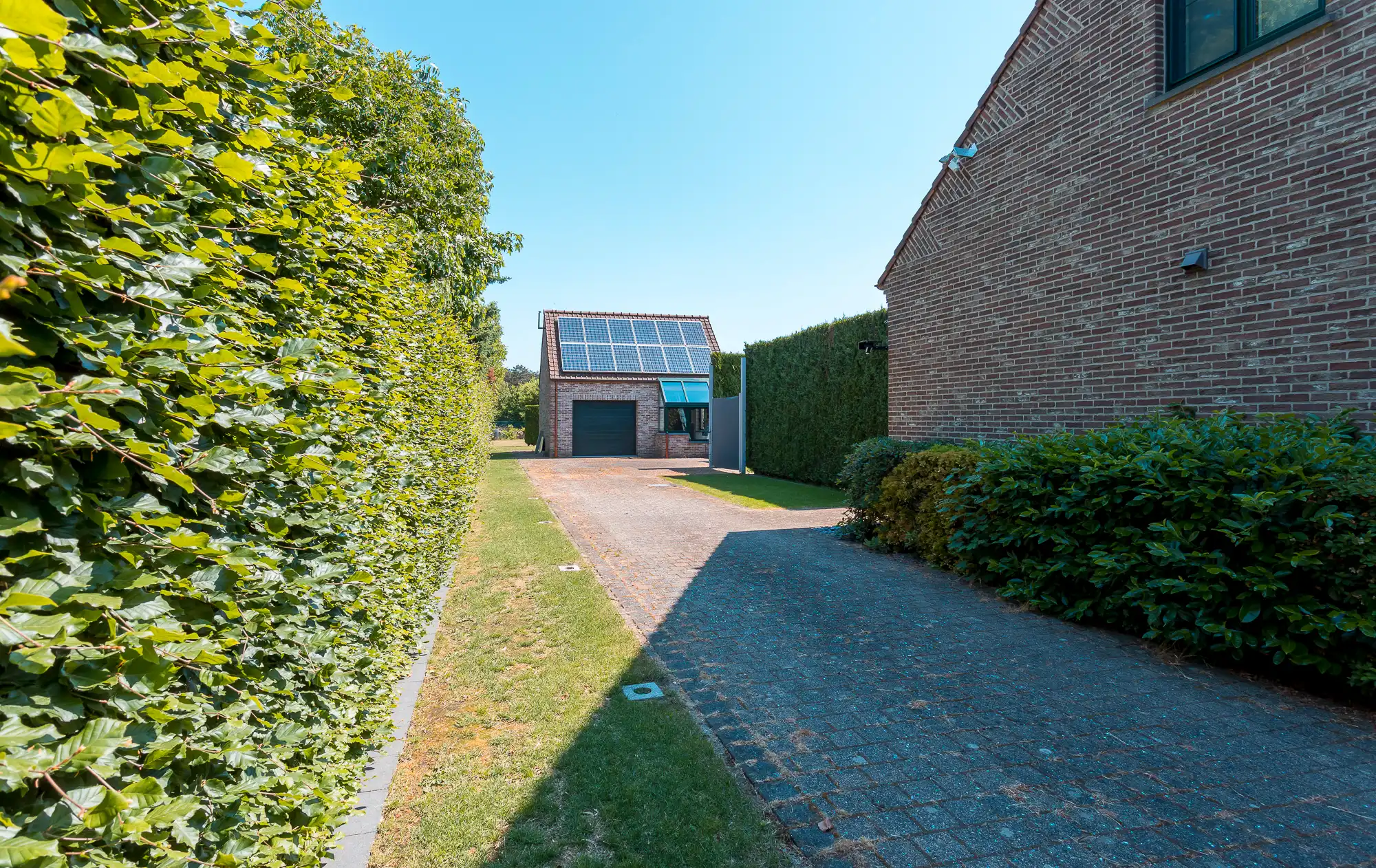 TE KOOP: Villa met kwaliteitsmaterialen en bijgebouw op perceel van 19a 65ca te Kaulille (Bocholt) foto 20