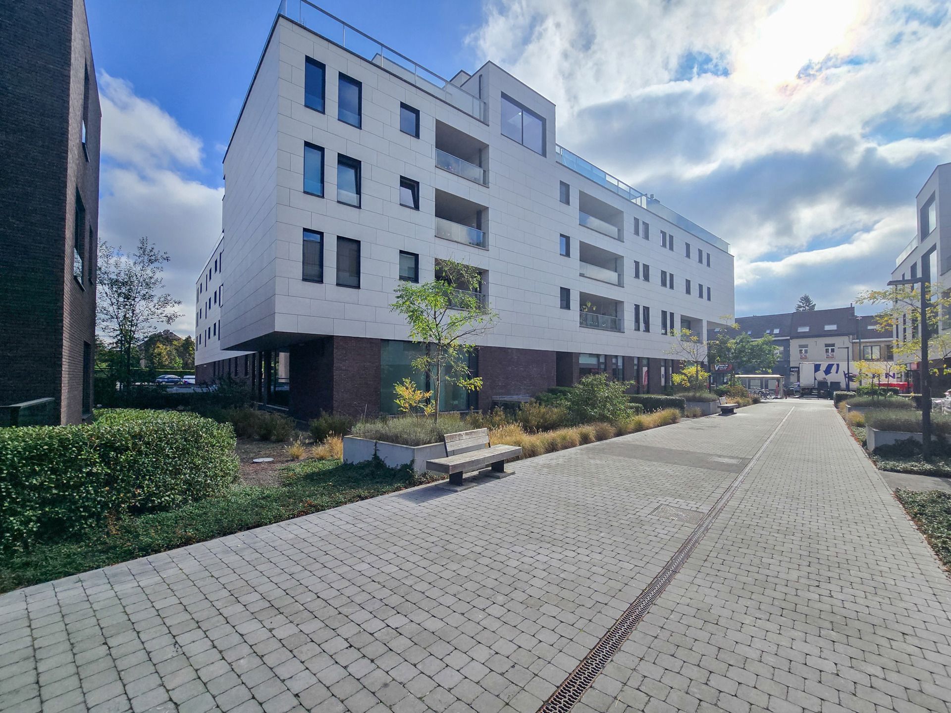 Appartement te koop foto {{pictureIndex}}