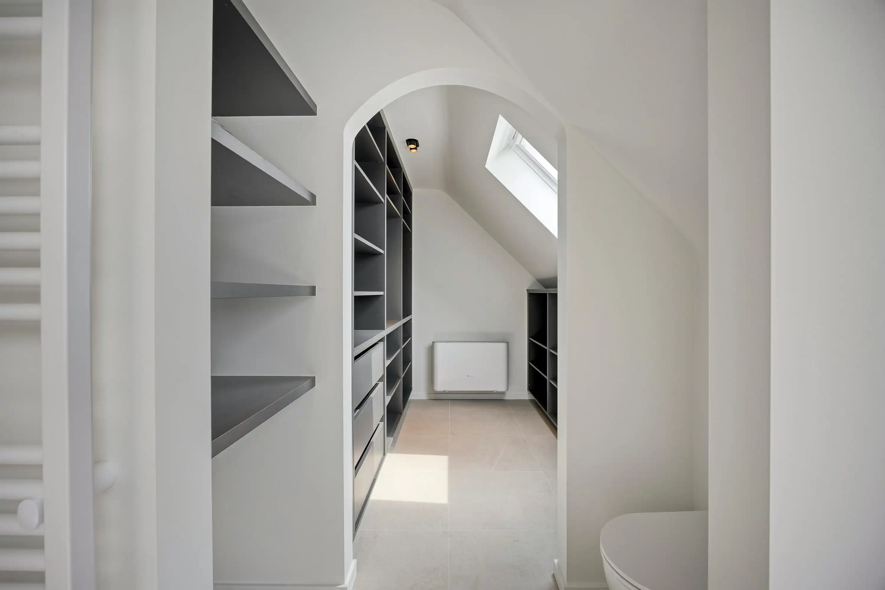 Recent gerenoveerd huis met 3 kamers te koop in Deerlijk foto 19
