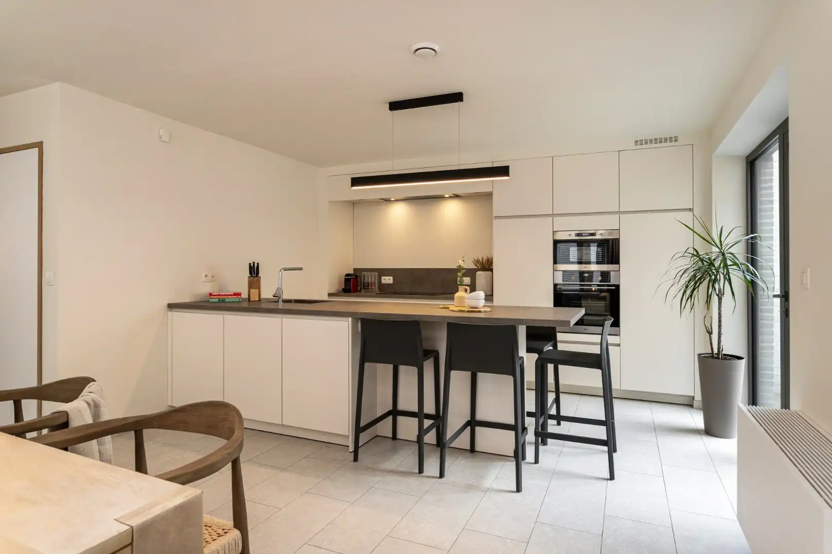 Unieke woning binnen de stadswallen van Brugge foto 5