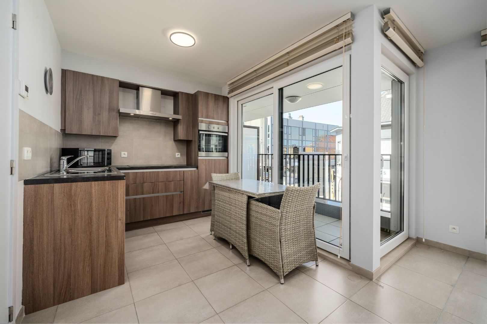 INSTAPKLAAR APPARTEMENT MET 2 SLAAPKAMERS foto 6